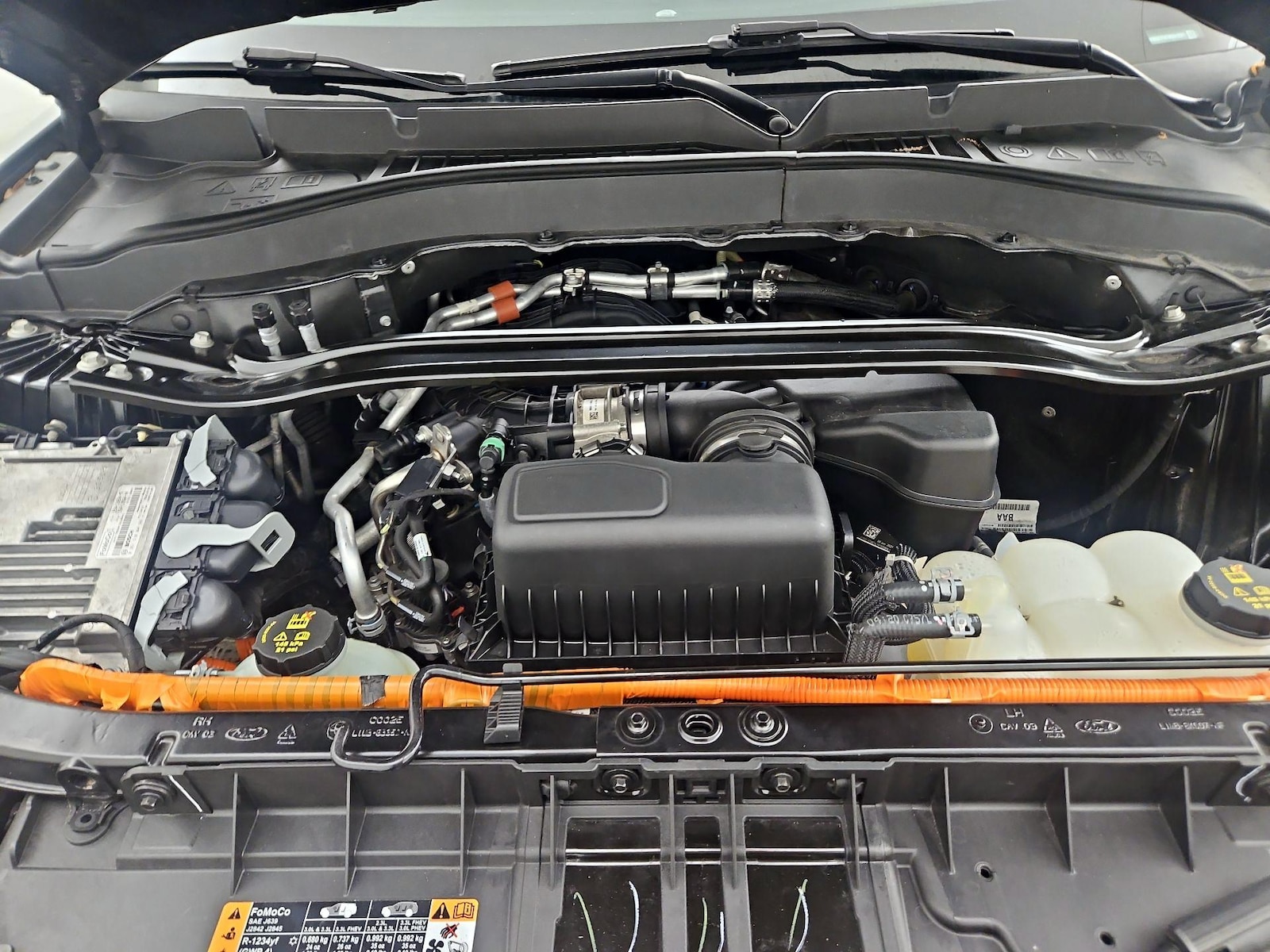 2021 Ford Explorer Limited - Photo 25