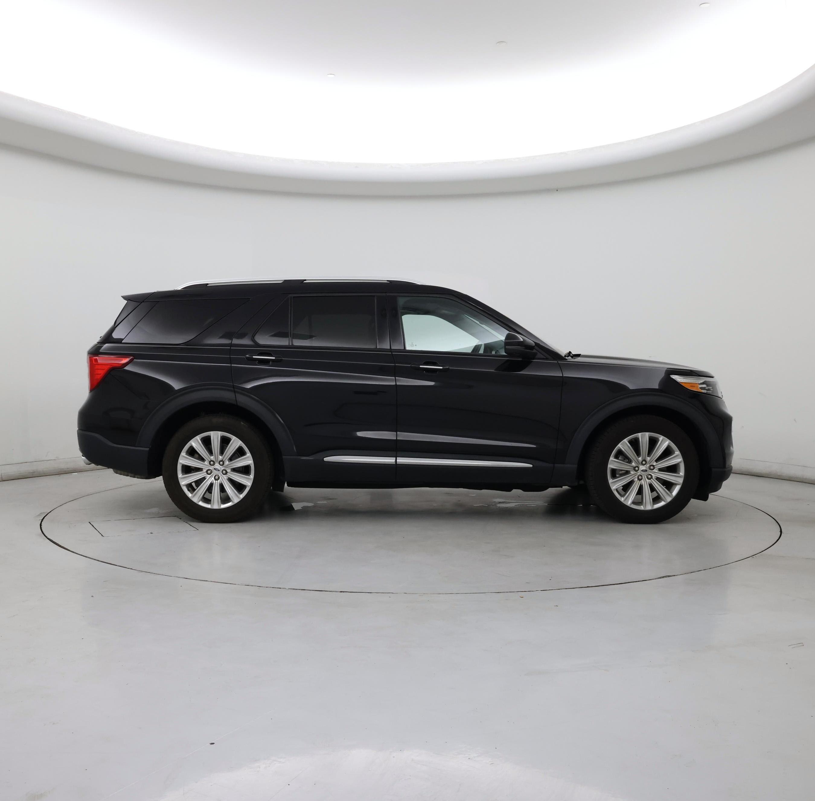 Thumbnail: 2021 Ford Explorer - 7