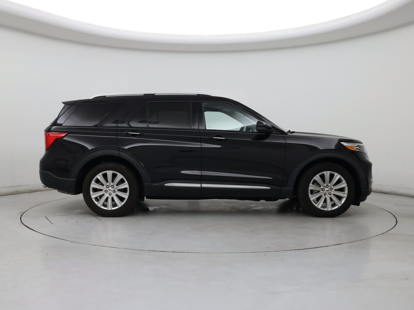 2021 Ford Explorer Limited - Photo 8