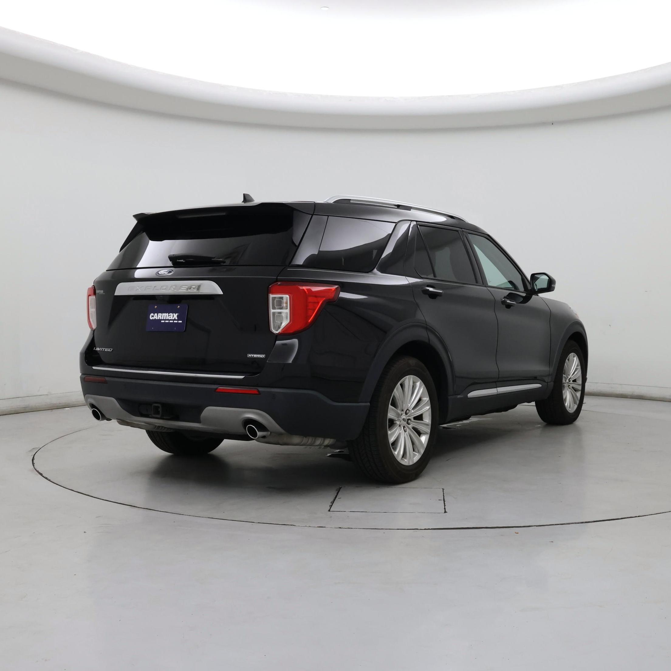 Thumbnail: 2021 Ford Explorer - 8