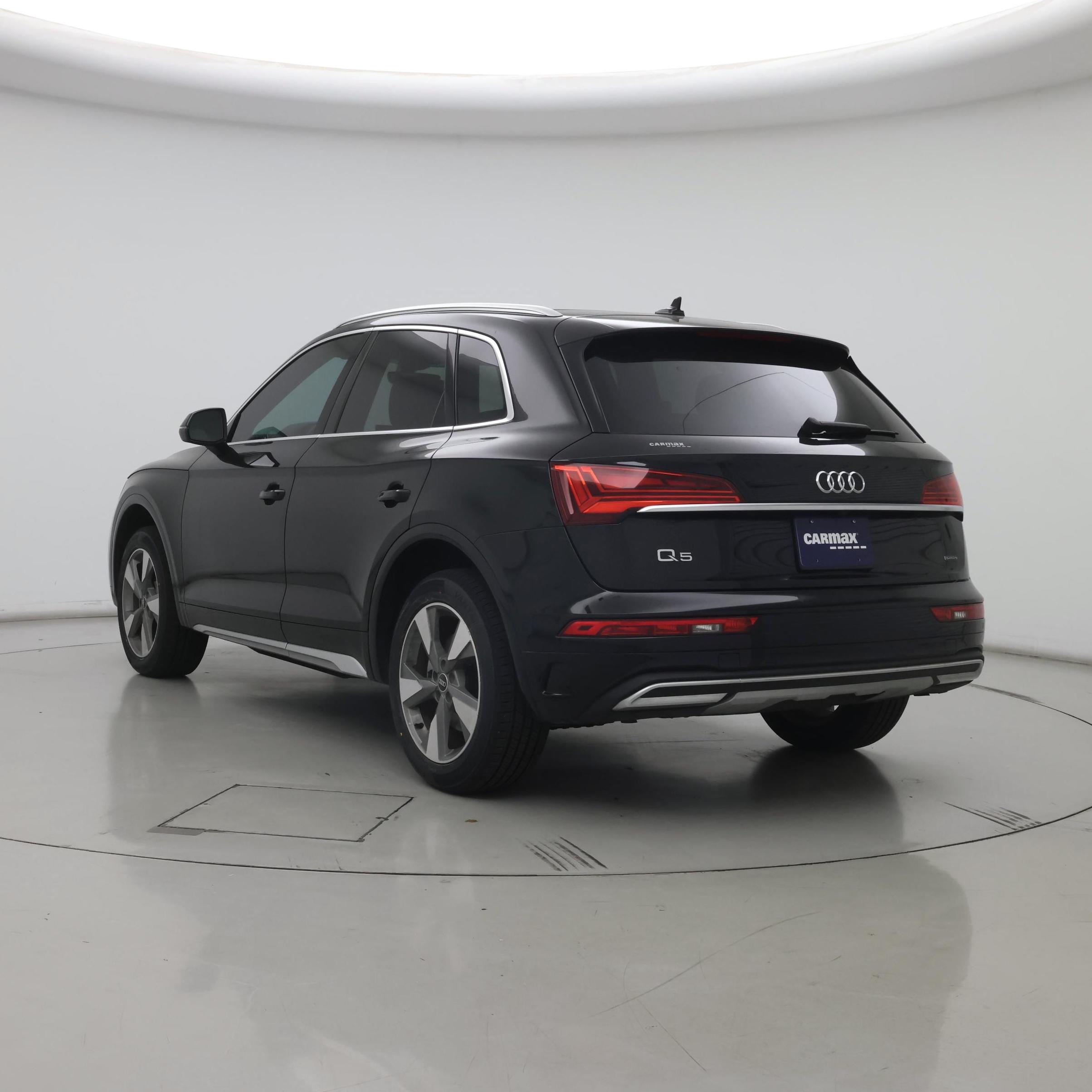 Thumbnail: 2023 Audi Q5 - 2