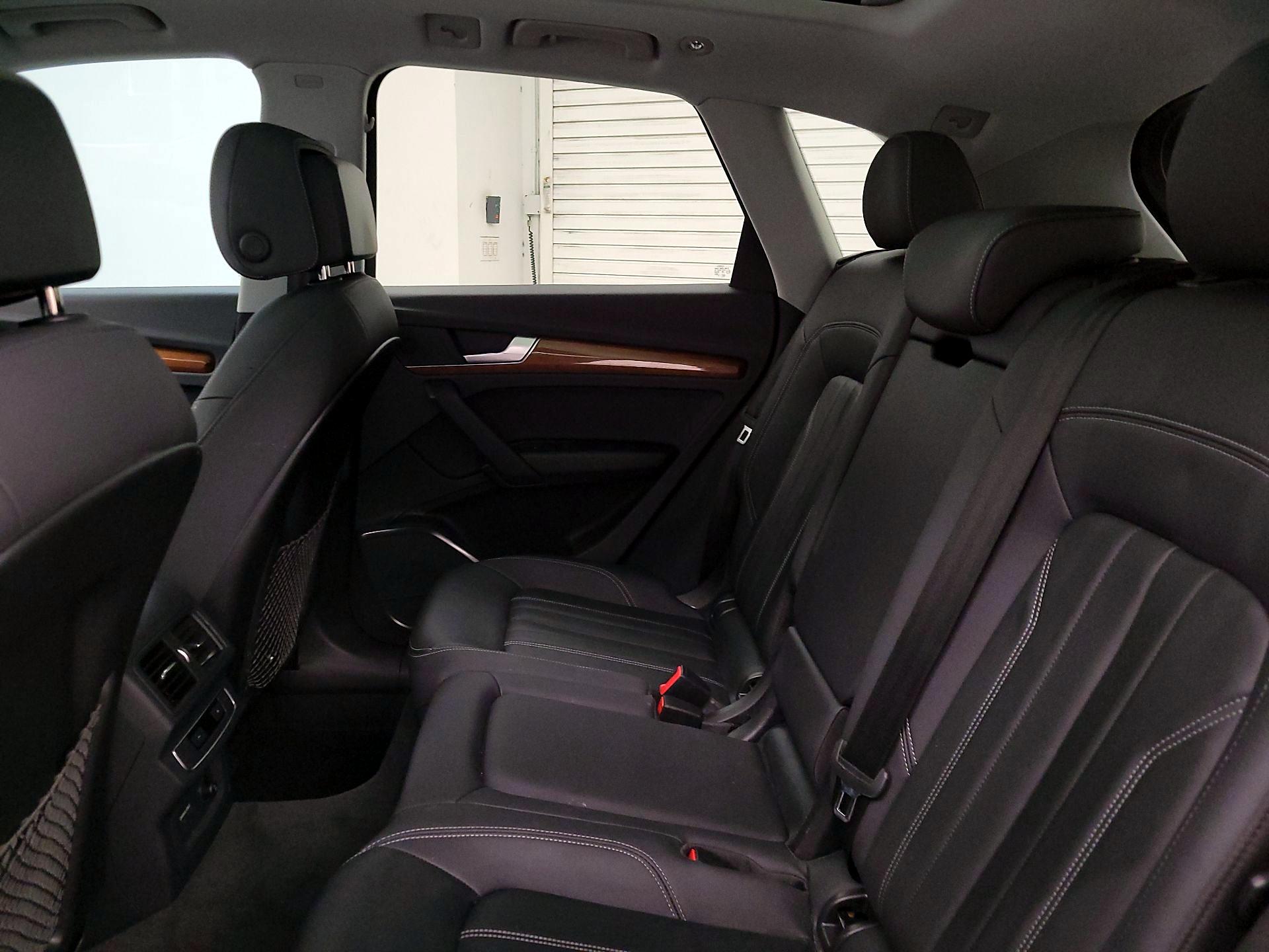Thumbnail: 2023 Audi Q5 - 20