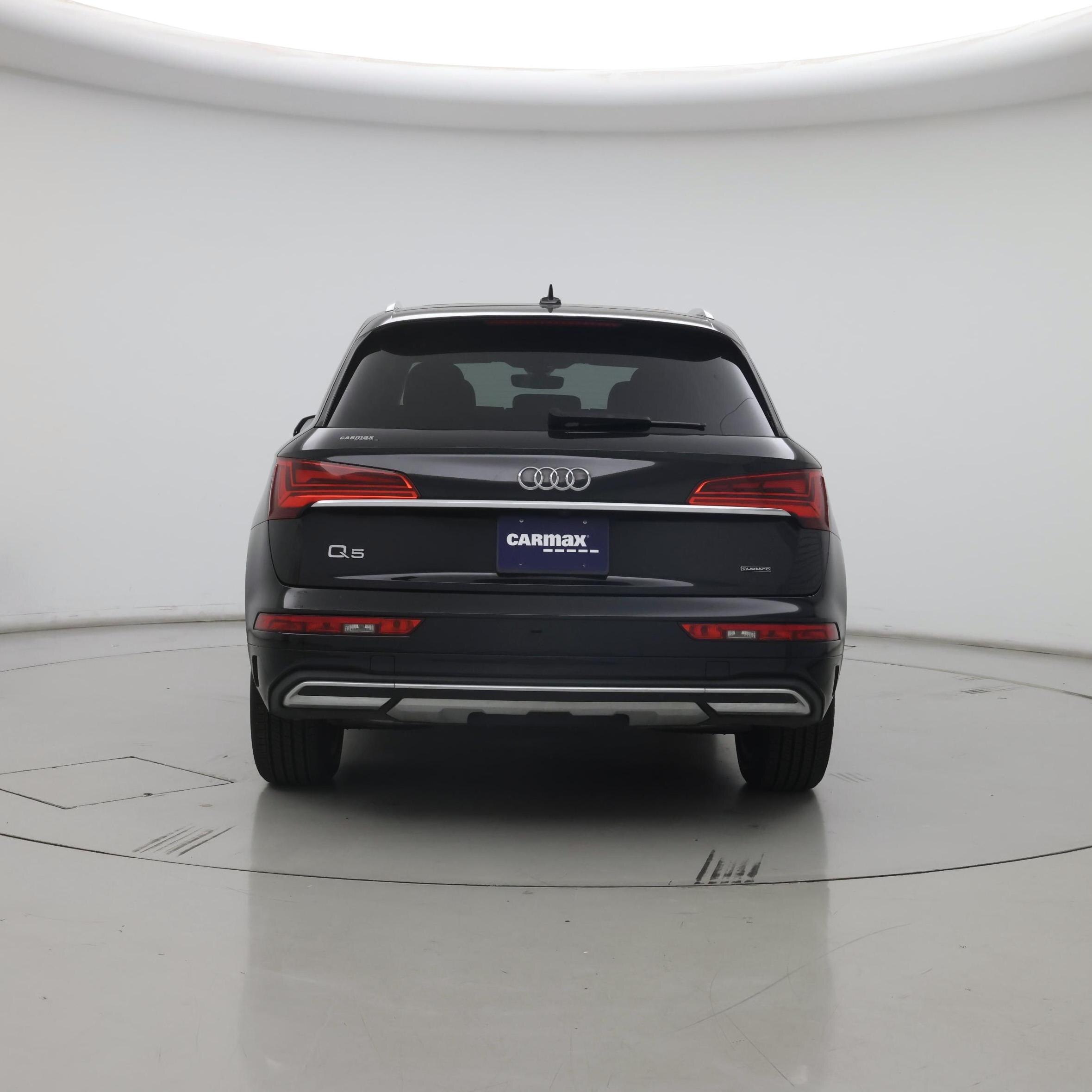 Thumbnail: 2023 Audi Q5 - 6