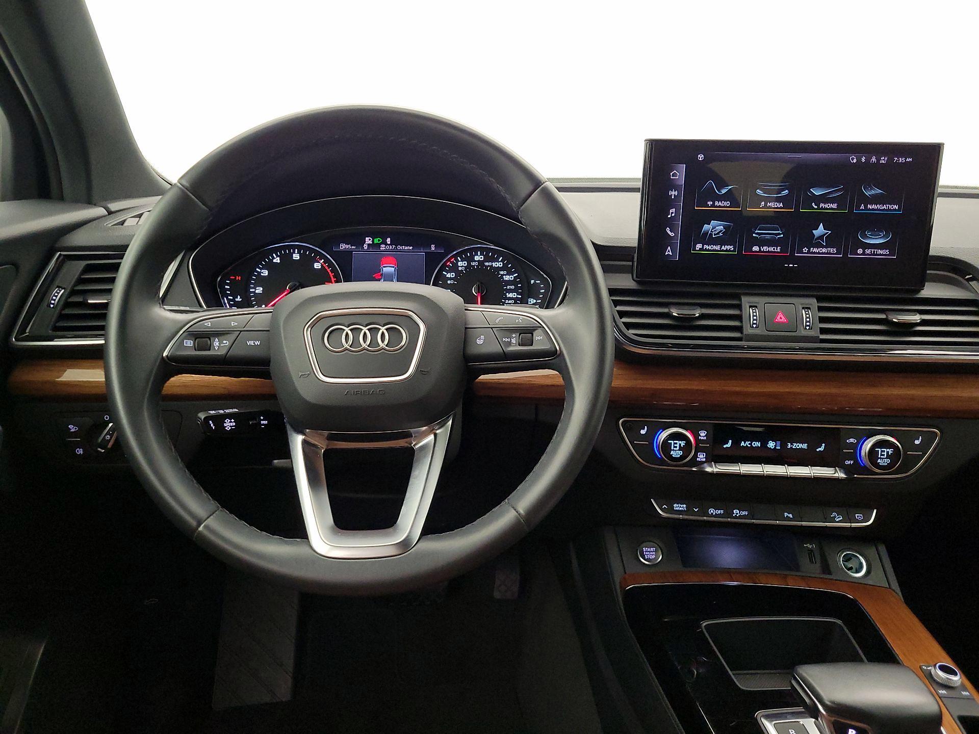 Thumbnail: 2023 Audi Q5 - 10