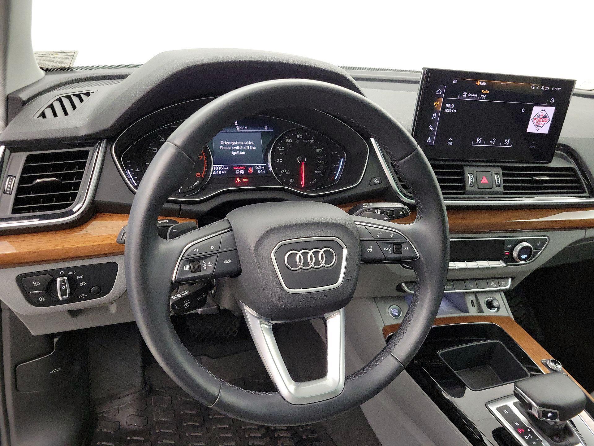 Thumbnail: 2023 Audi Q5 - 10