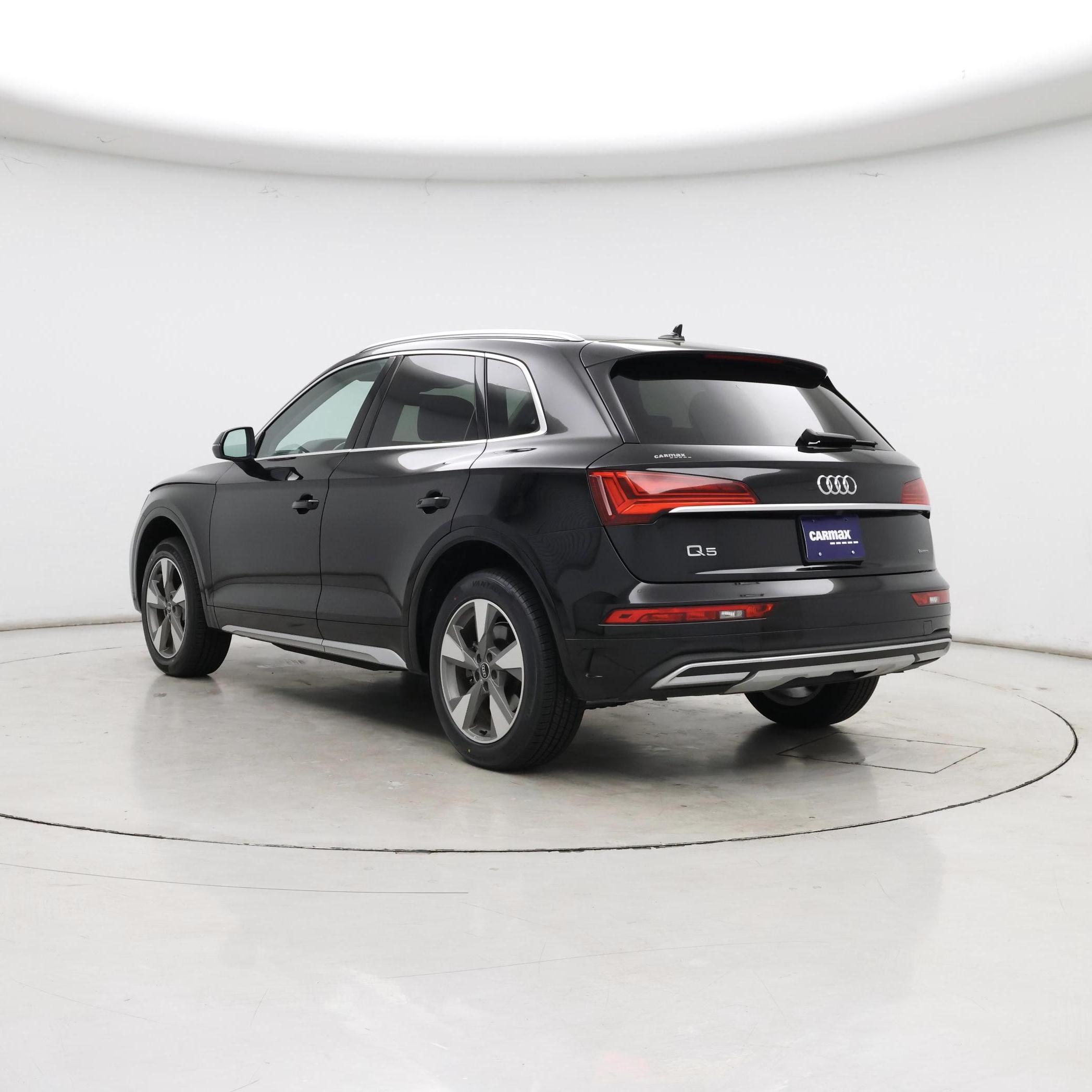 Thumbnail: 2023 Audi Q5 - 2