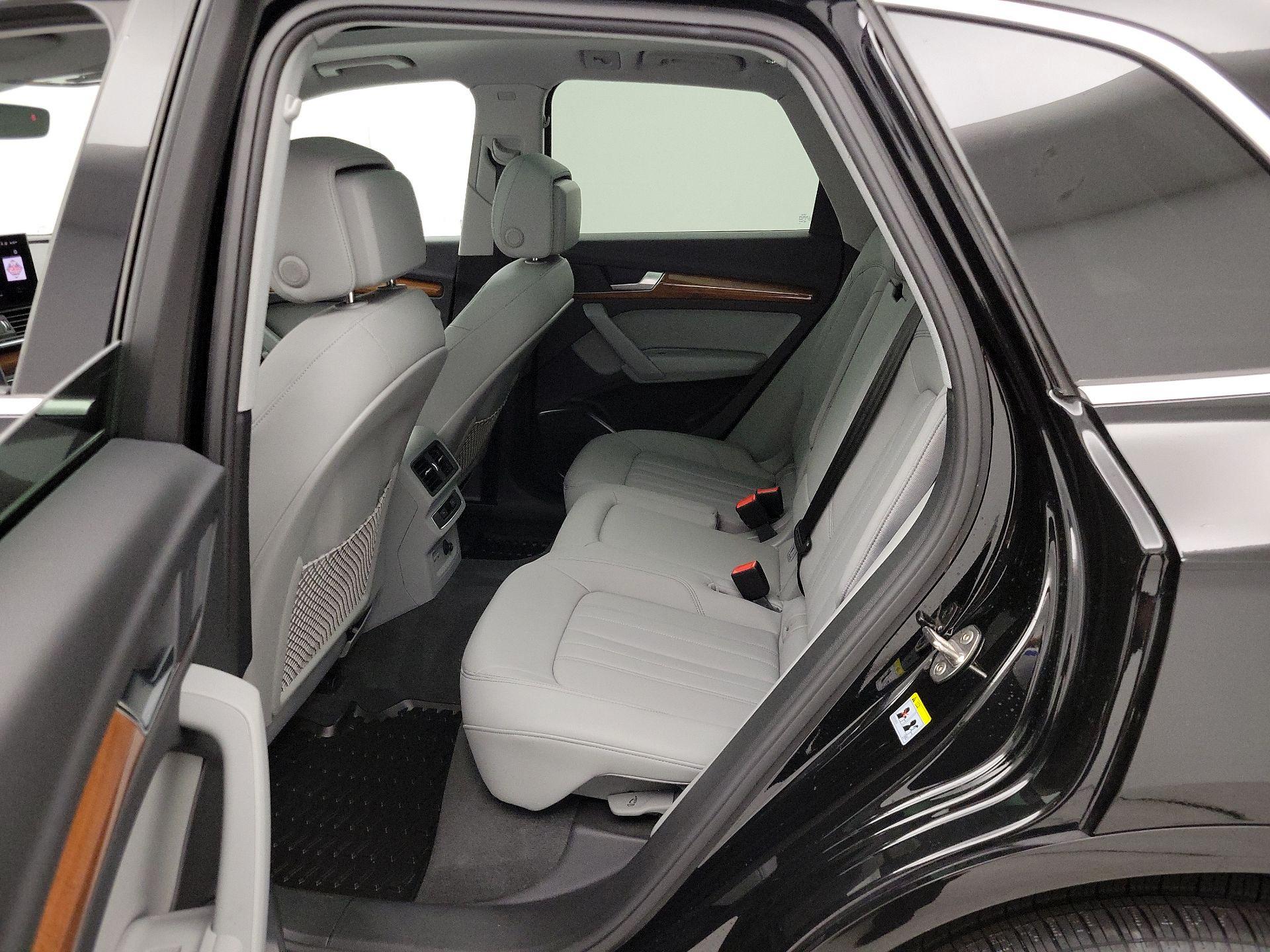 Thumbnail: 2023 Audi Q5 - 20