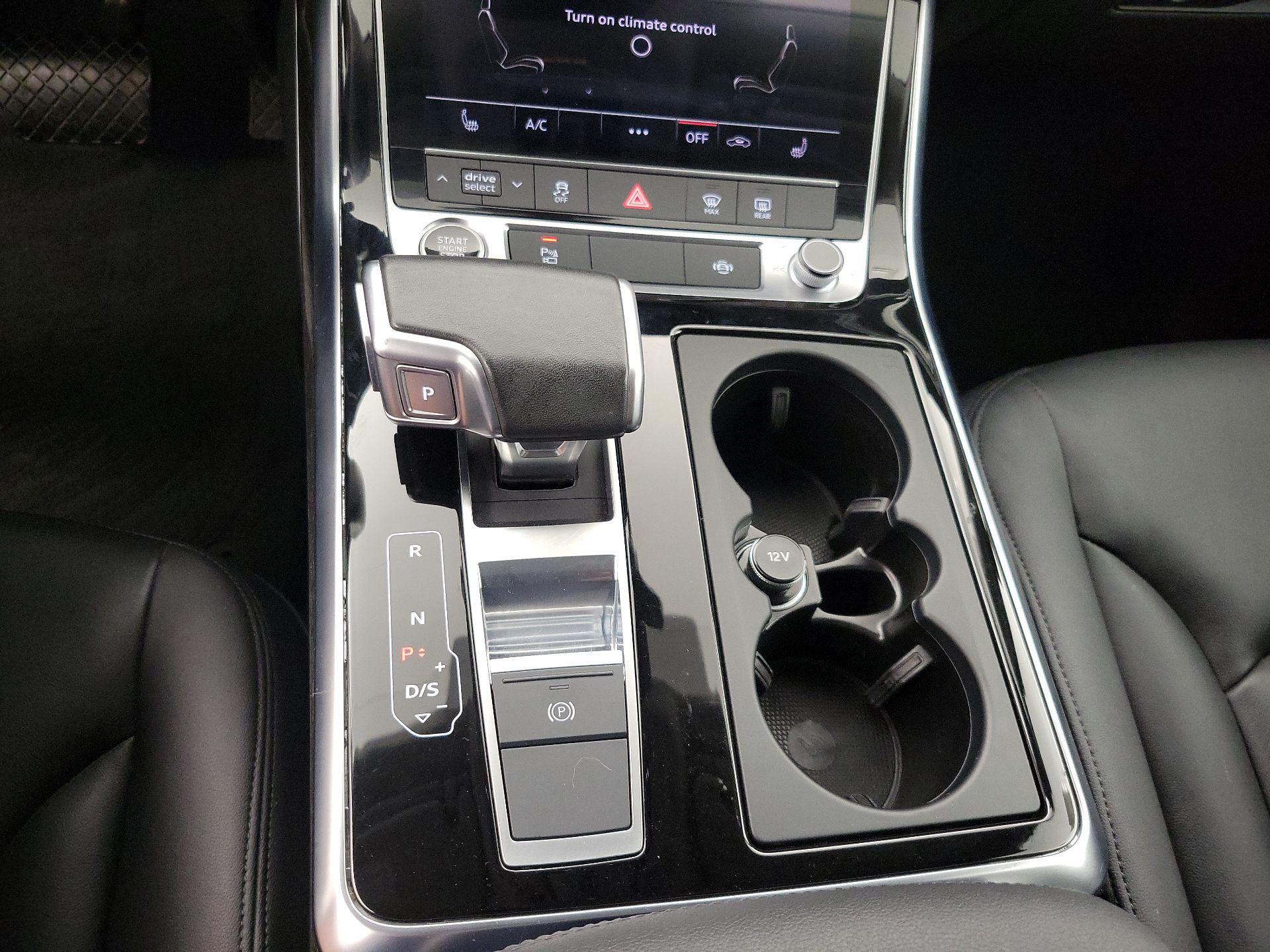 Thumbnail: 2022 Audi Q7 - 18