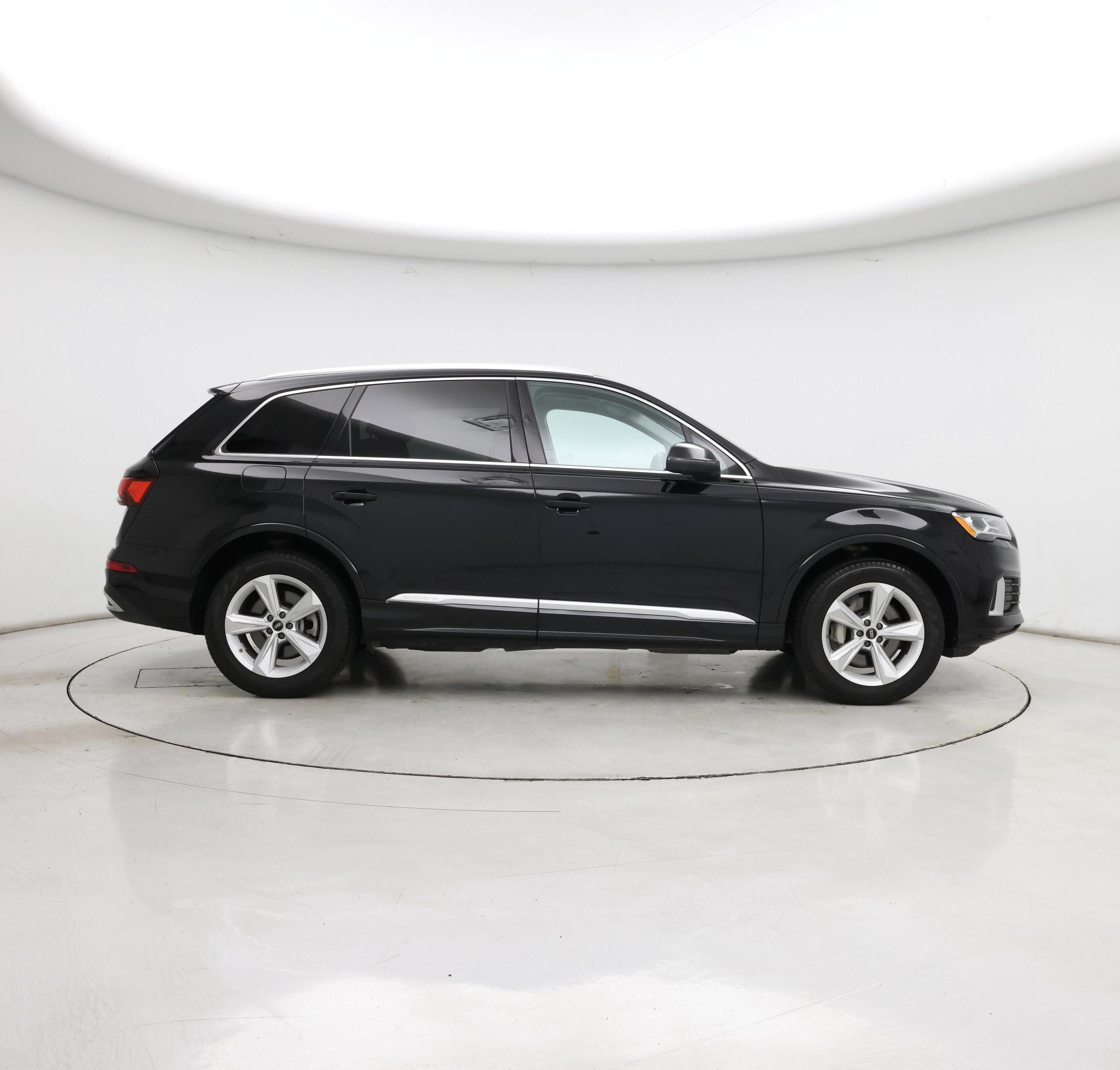 Thumbnail: 2022 Audi Q7 - 7
