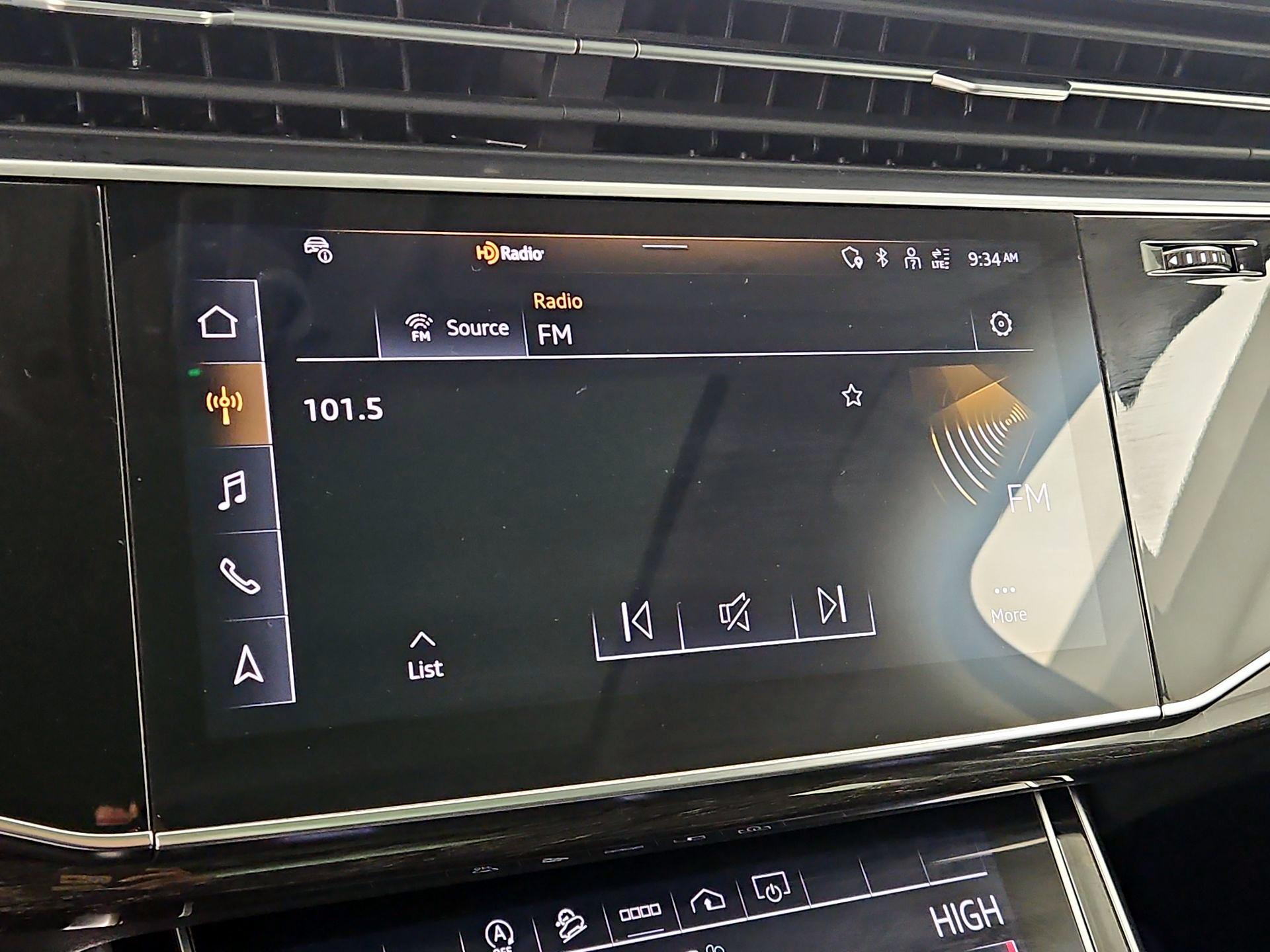 Thumbnail: 2023 Audi Q7 - 16