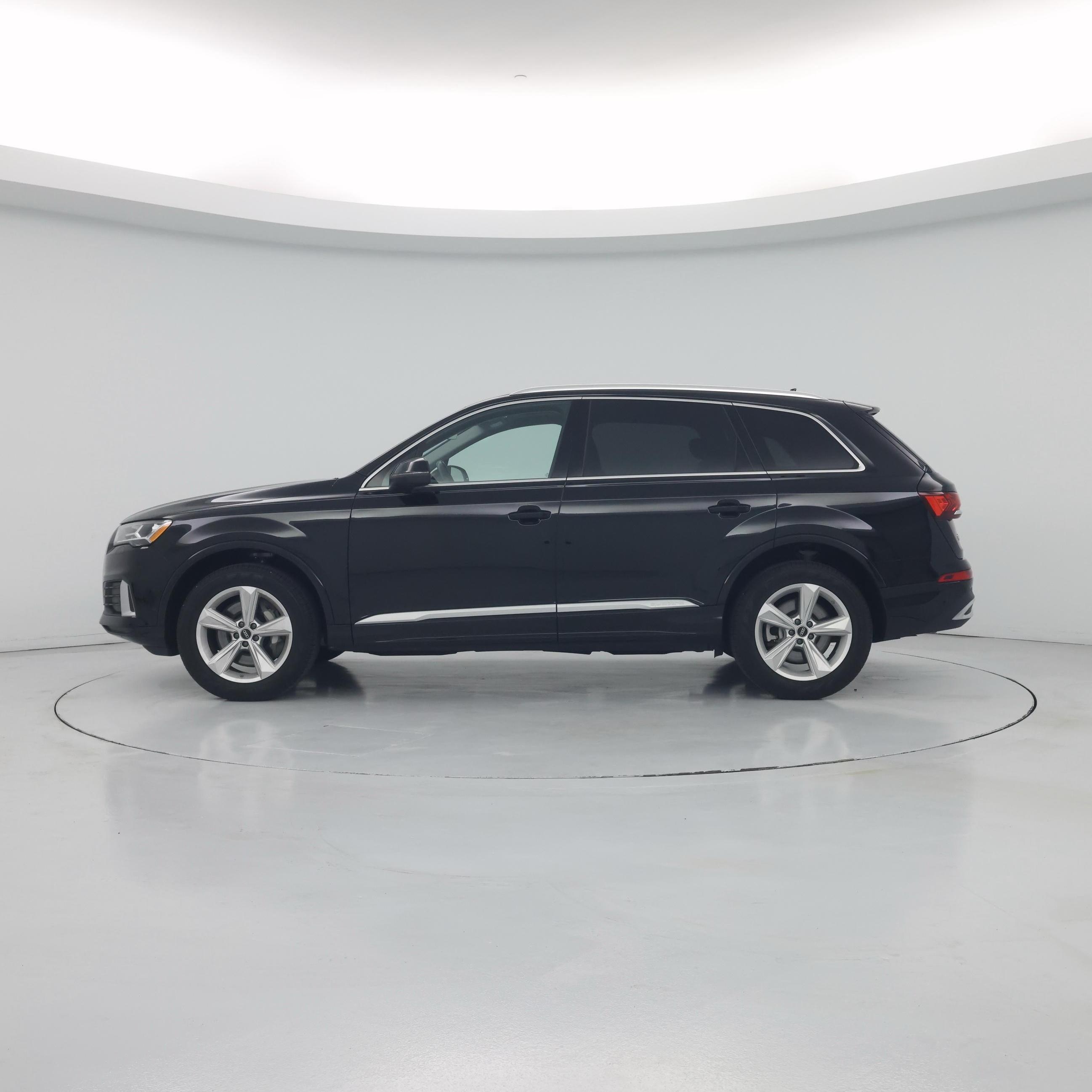 Thumbnail: 2023 Audi Q7 - 3