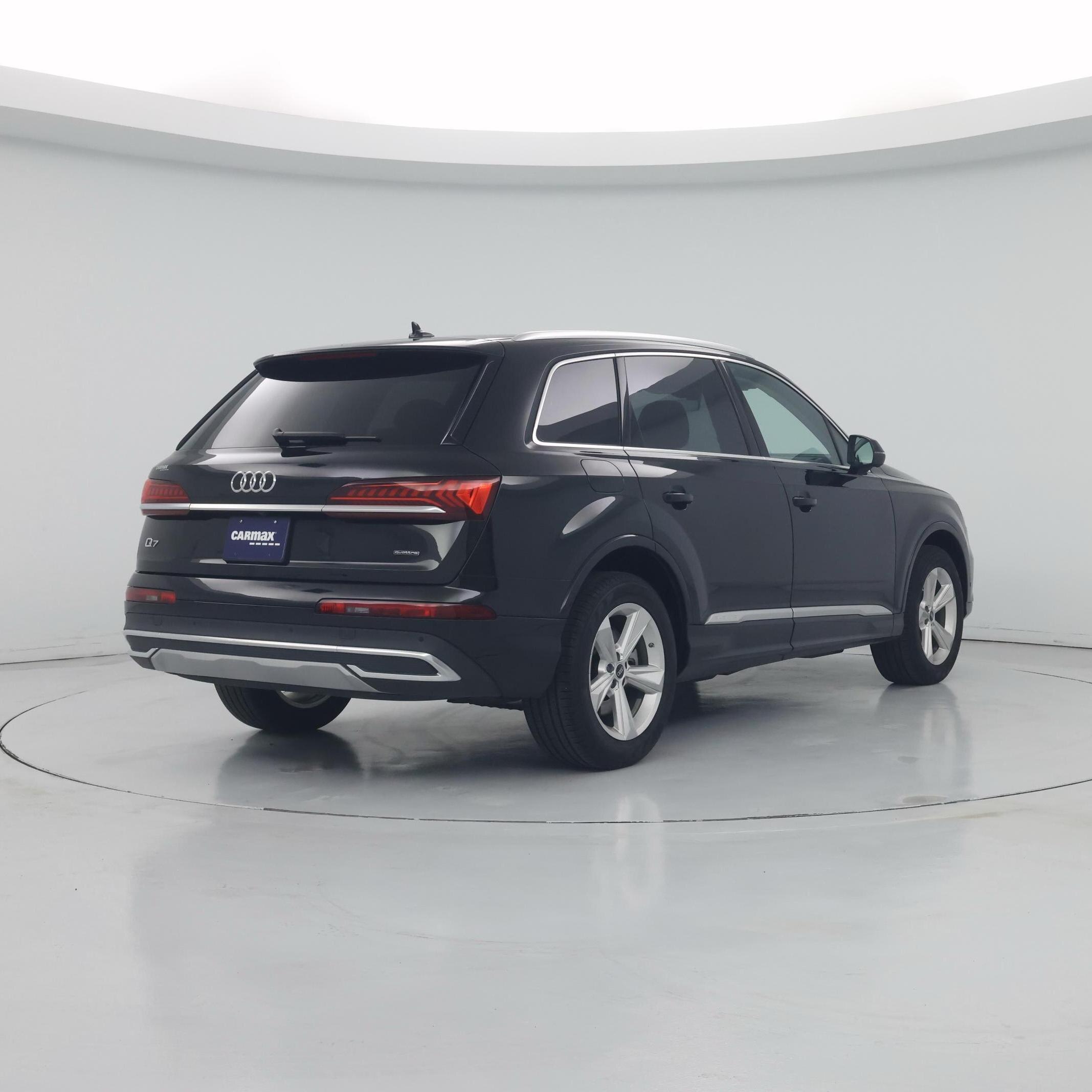 Thumbnail: 2023 Audi Q7 - 8