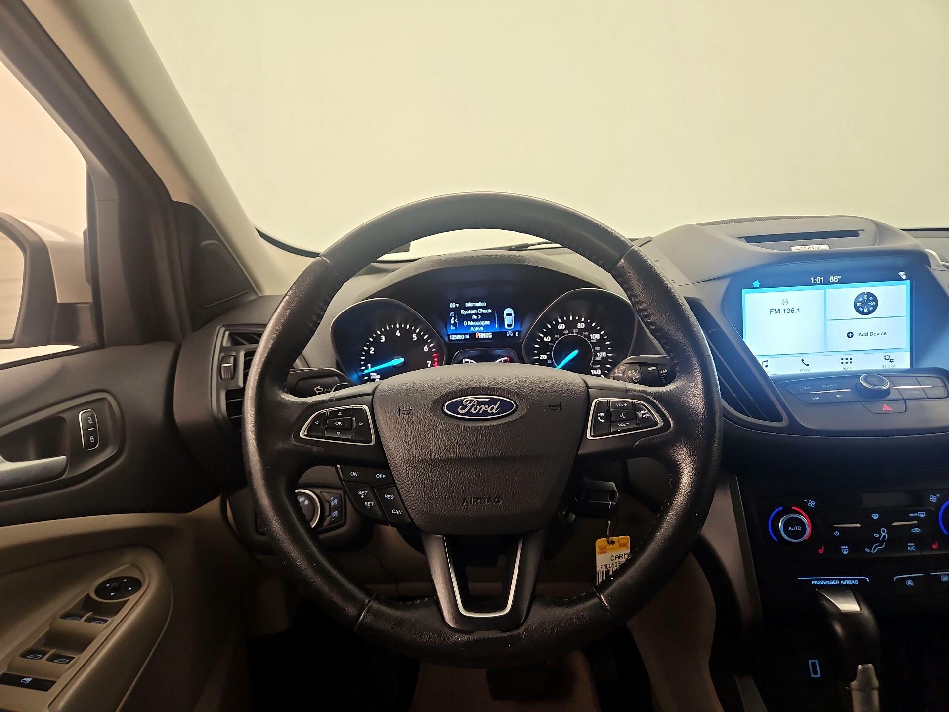 Thumbnail: 2017 Ford Escape - 10