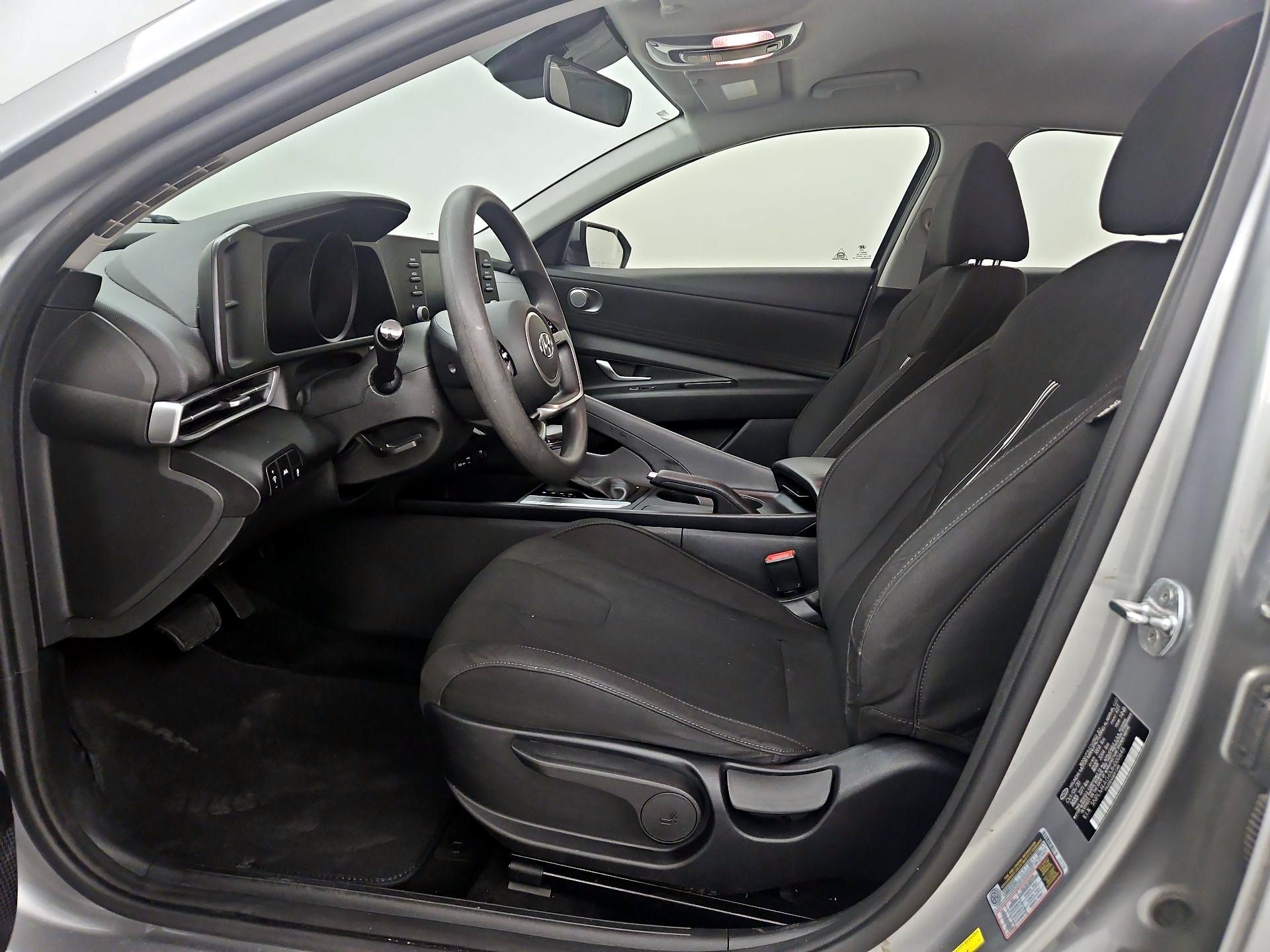 Thumbnail: 2021 Hyundai Elantra - 11
