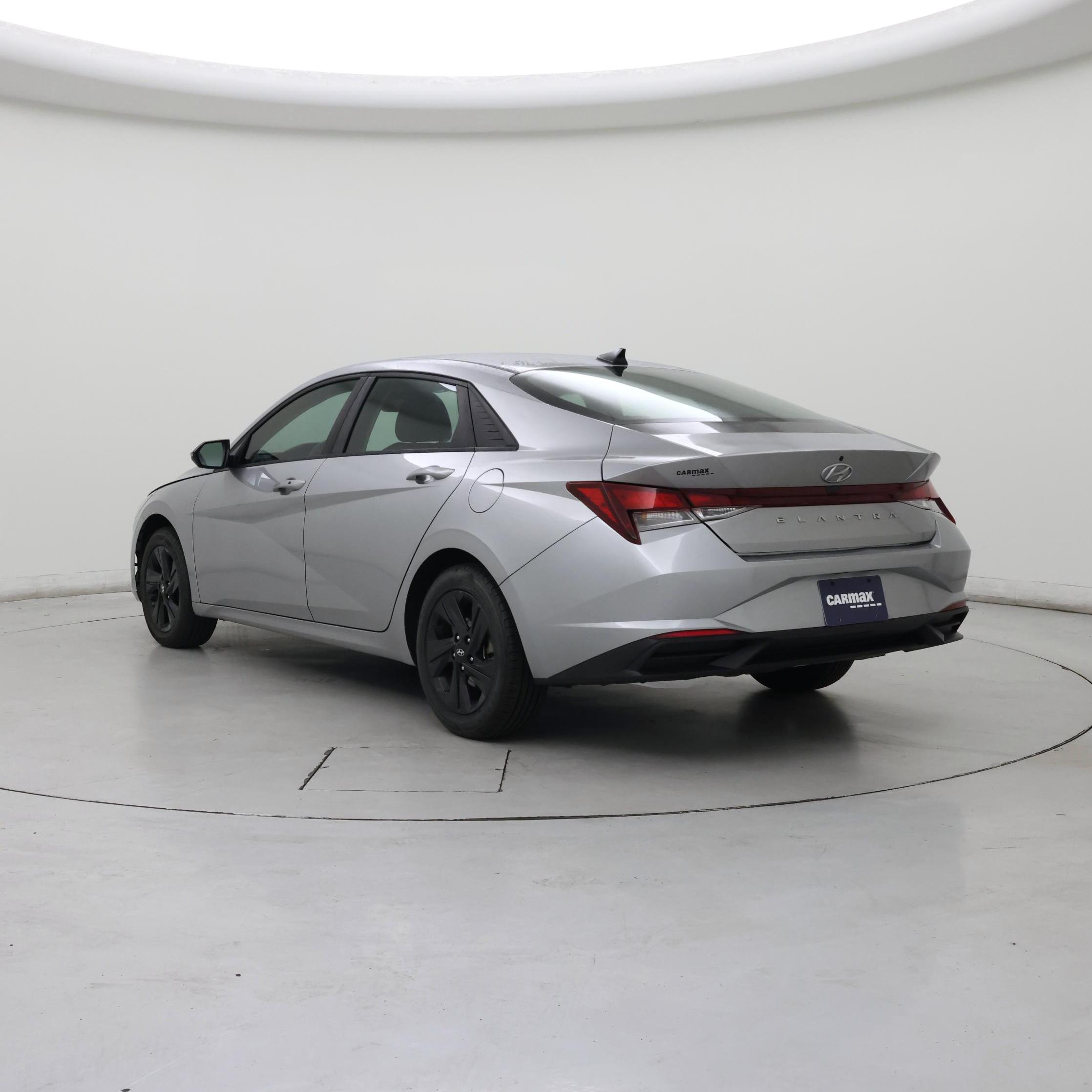 Thumbnail: 2021 Hyundai Elantra - 2