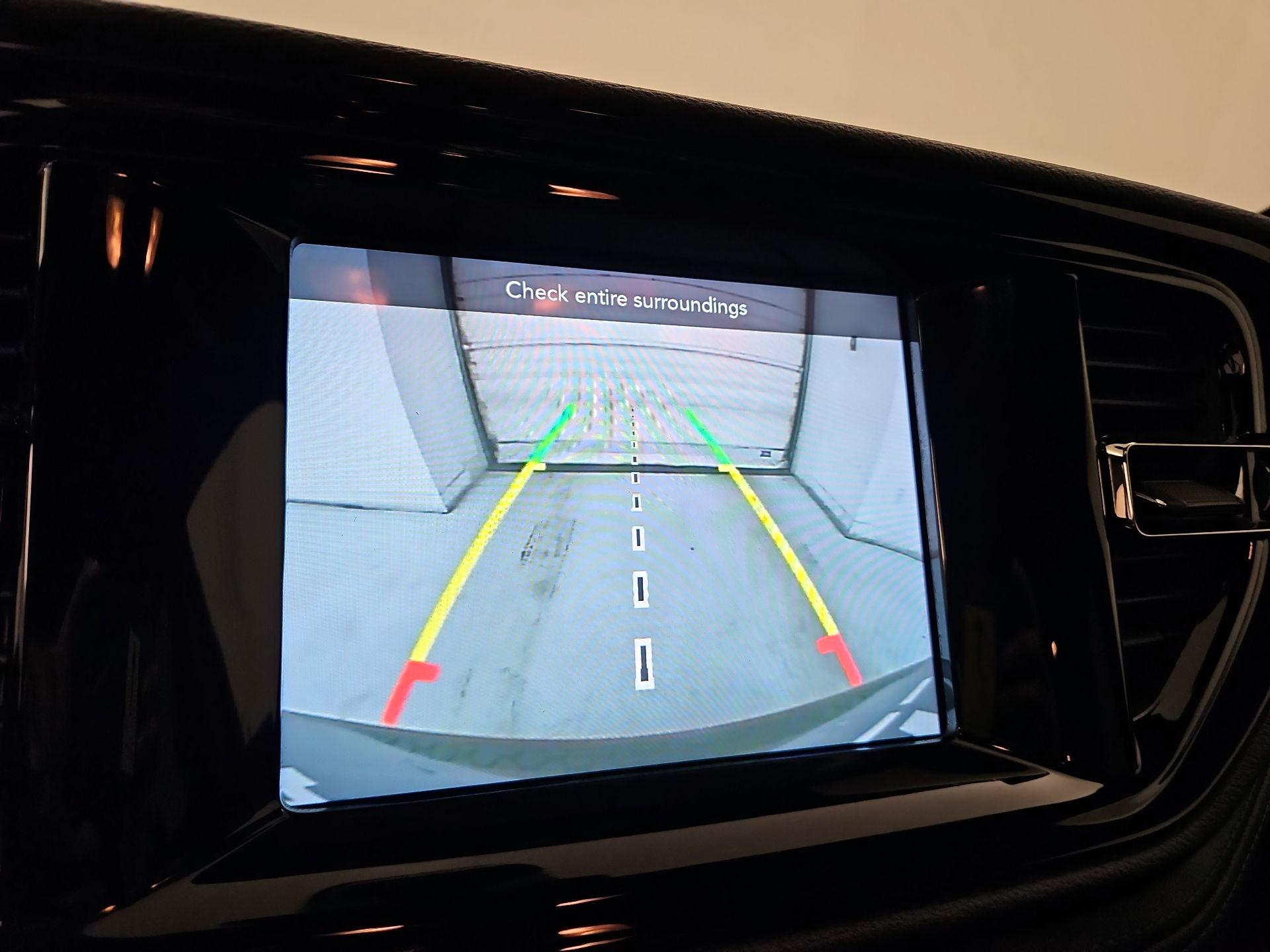 Thumbnail: 2021 Dodge Durango - 14