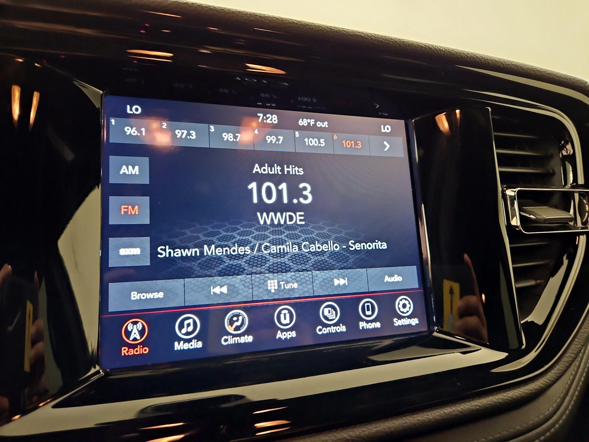 Thumbnail: 2021 Dodge Durango - 15