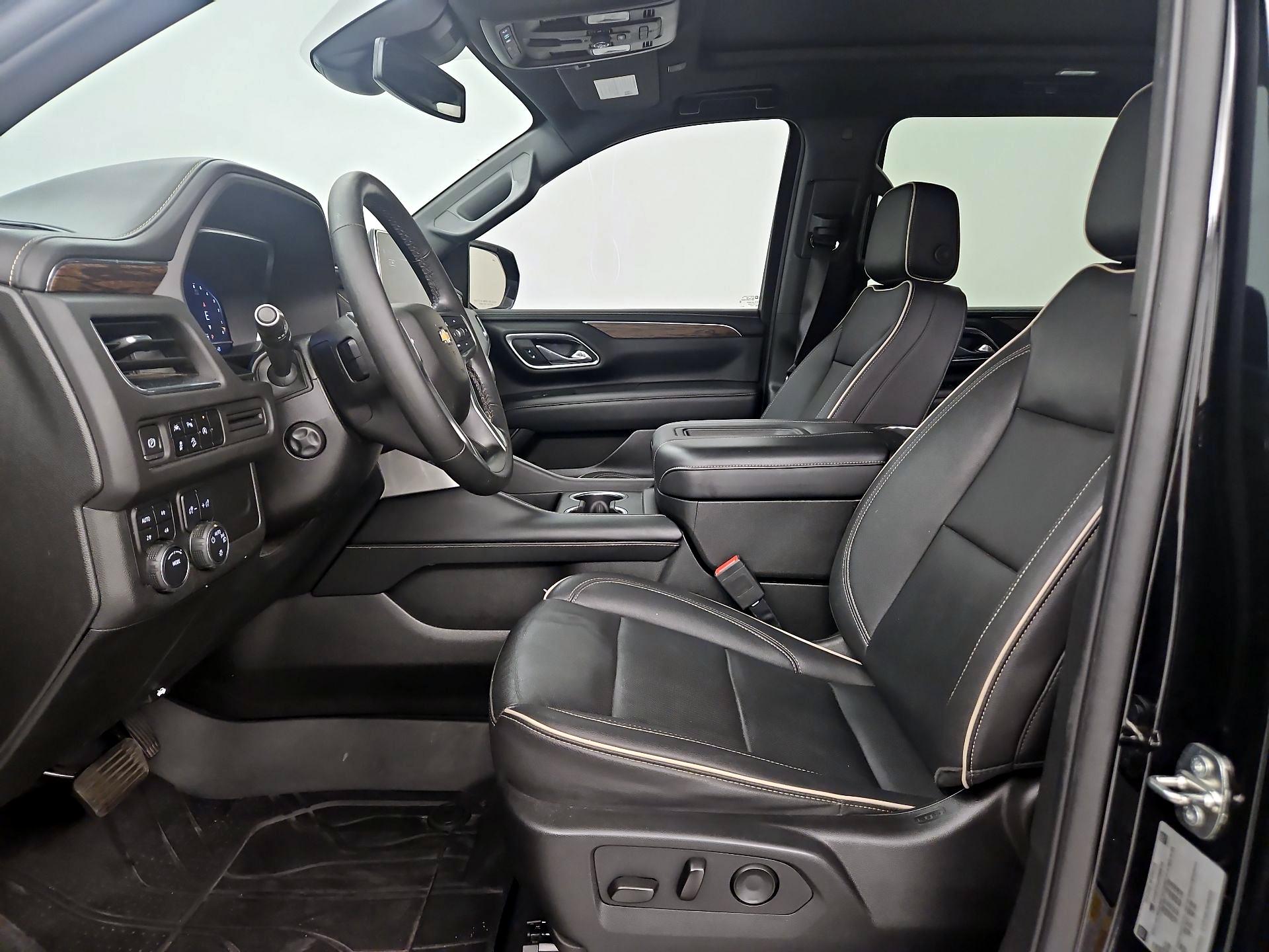 Thumbnail: 2023 Chevrolet Suburban - 11