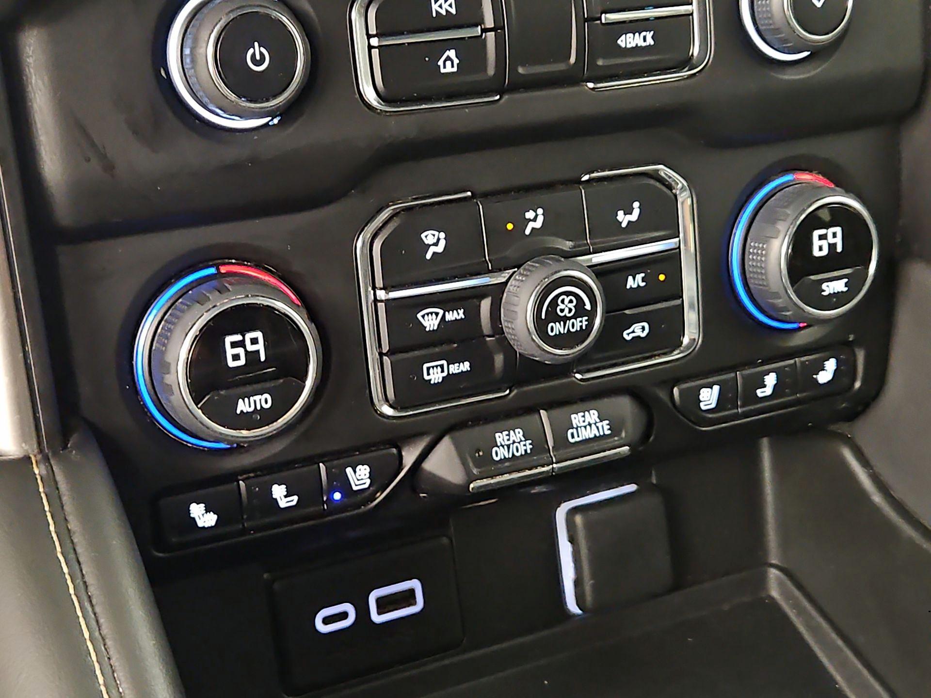 Thumbnail: 2023 Chevrolet Suburban - 16