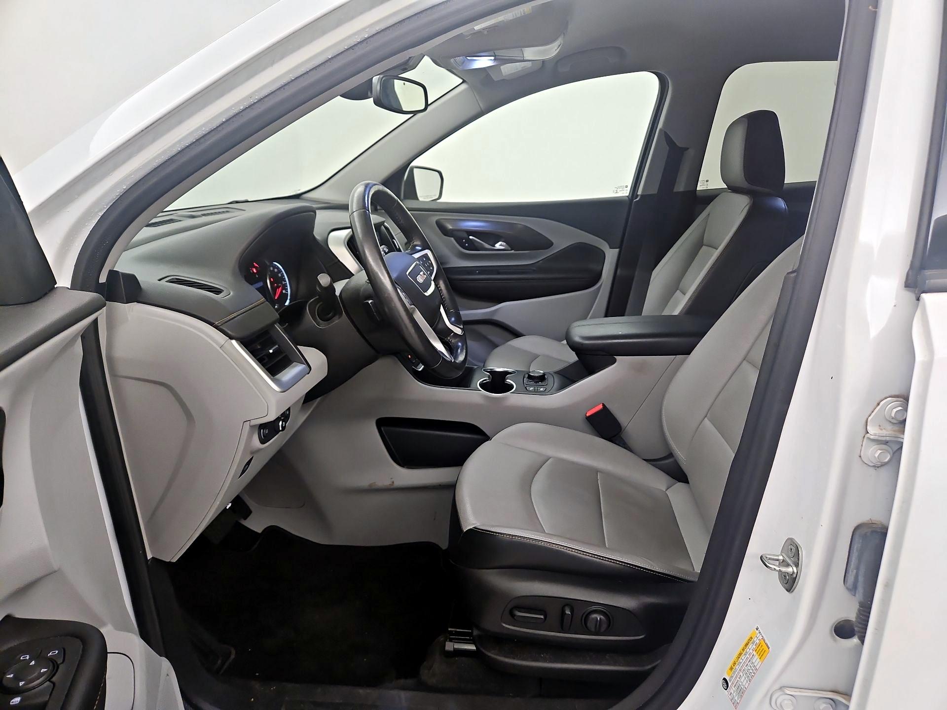 Thumbnail: 2020 GMC Terrain - 11