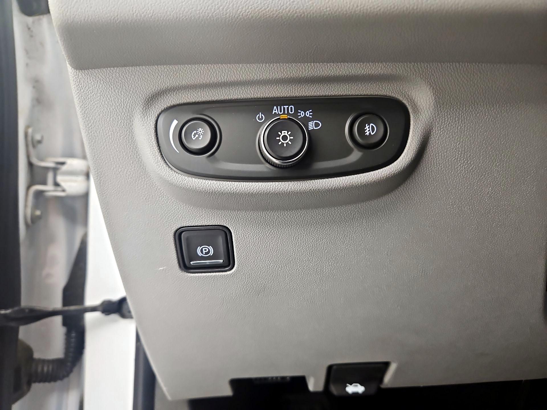 Thumbnail: 2020 GMC Terrain - 13