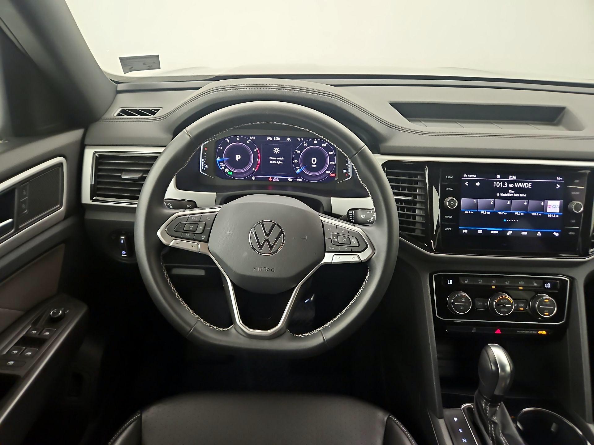 Thumbnail: 2022 Volkswagen Atlas - 10
