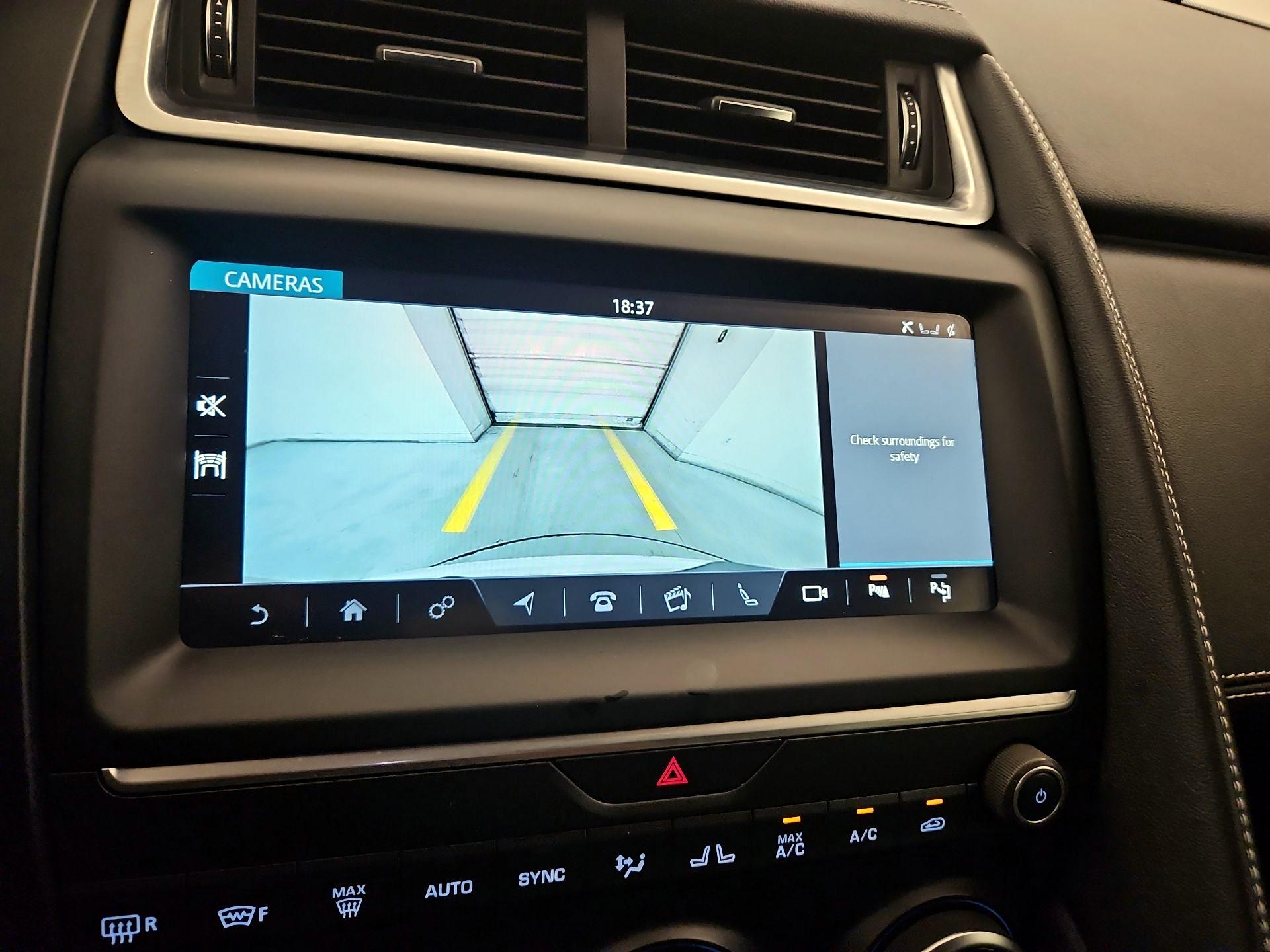 Thumbnail: 2020 Jaguar E-Pace - 14