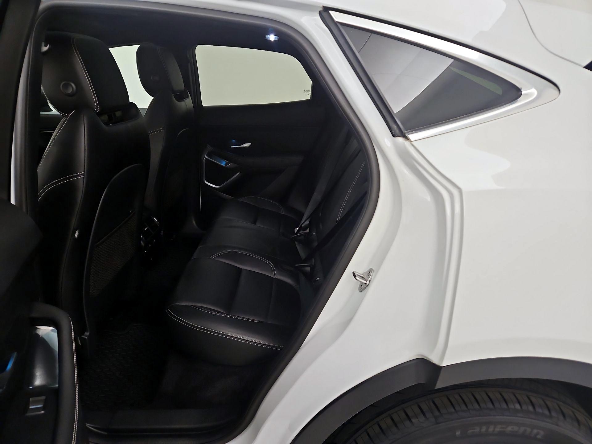 Thumbnail: 2020 Jaguar E-Pace - 20