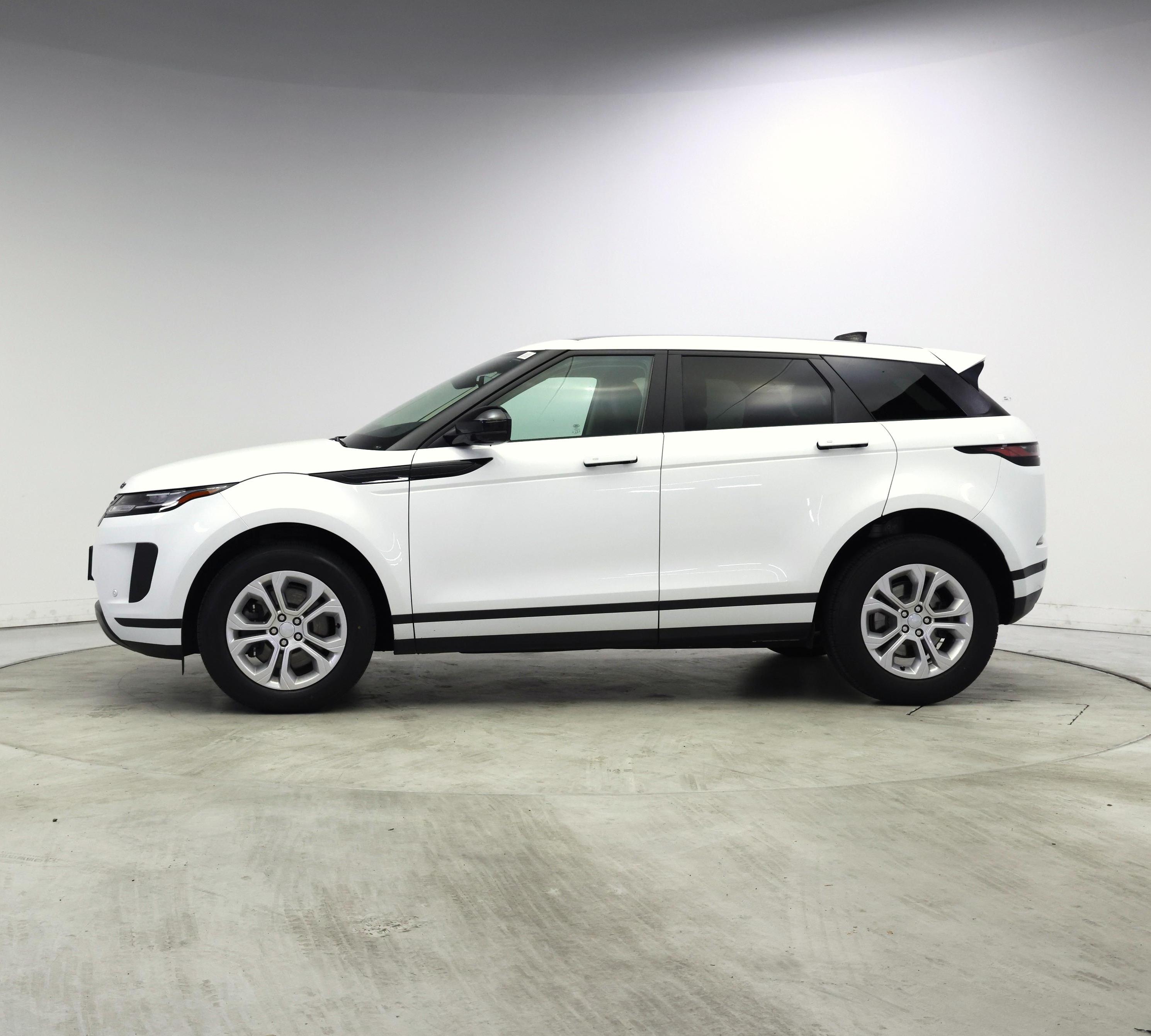 Thumbnail: 2022 Land Rover Range Rover Evoque - 3