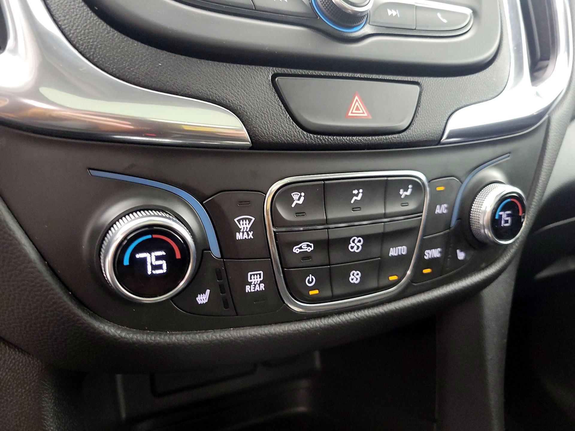 Thumbnail: 2021 Chevrolet Equinox - 16