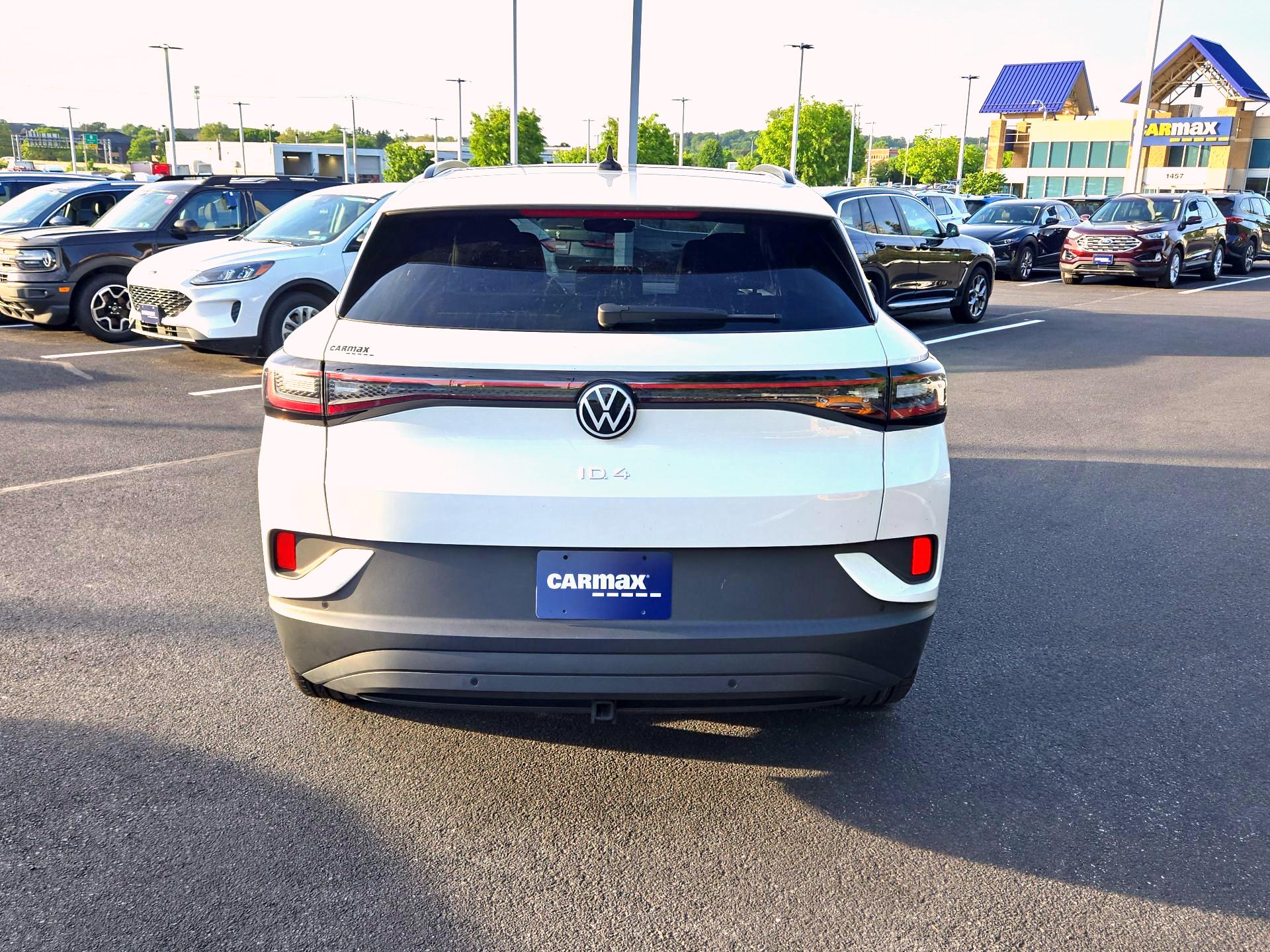 Thumbnail: 2023 Volkswagen ID.4 - 6