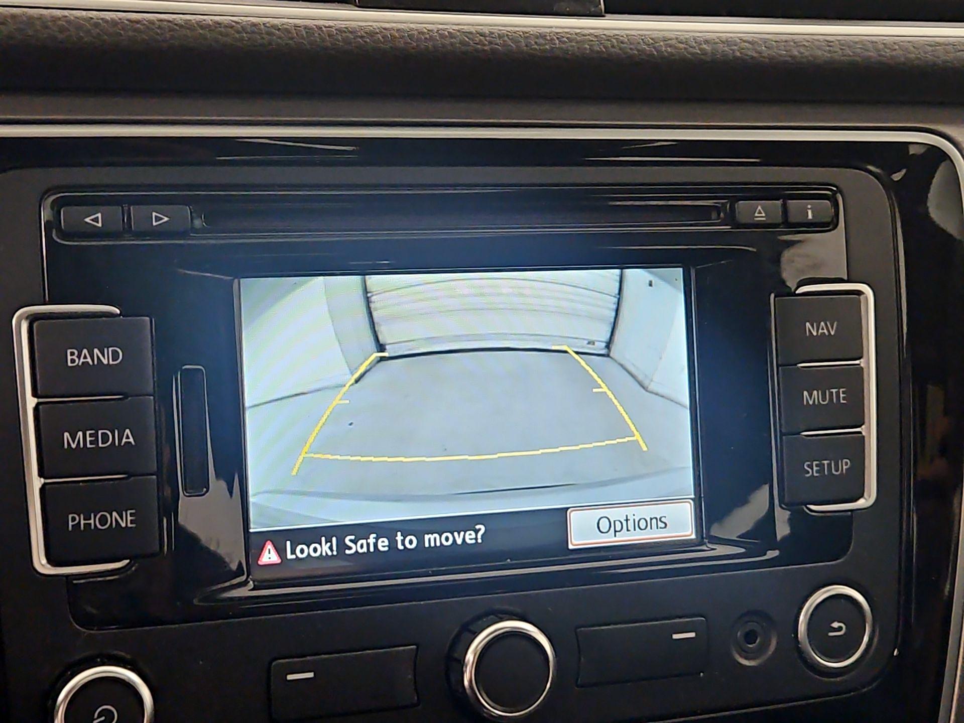 Thumbnail: 2015 Volkswagen Passat - 15