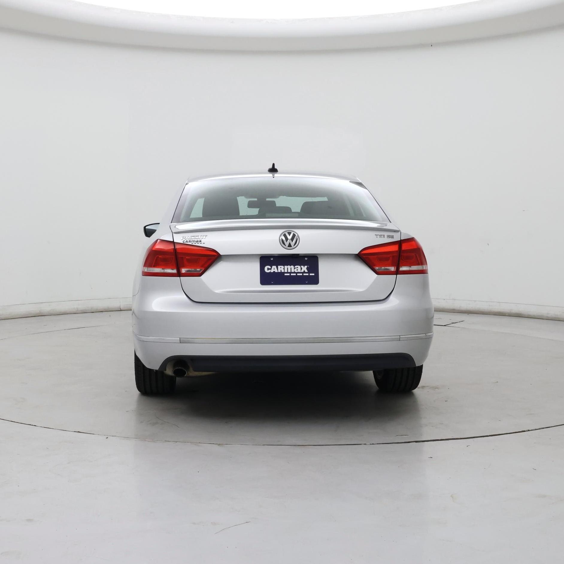 Thumbnail: 2015 Volkswagen Passat - 6