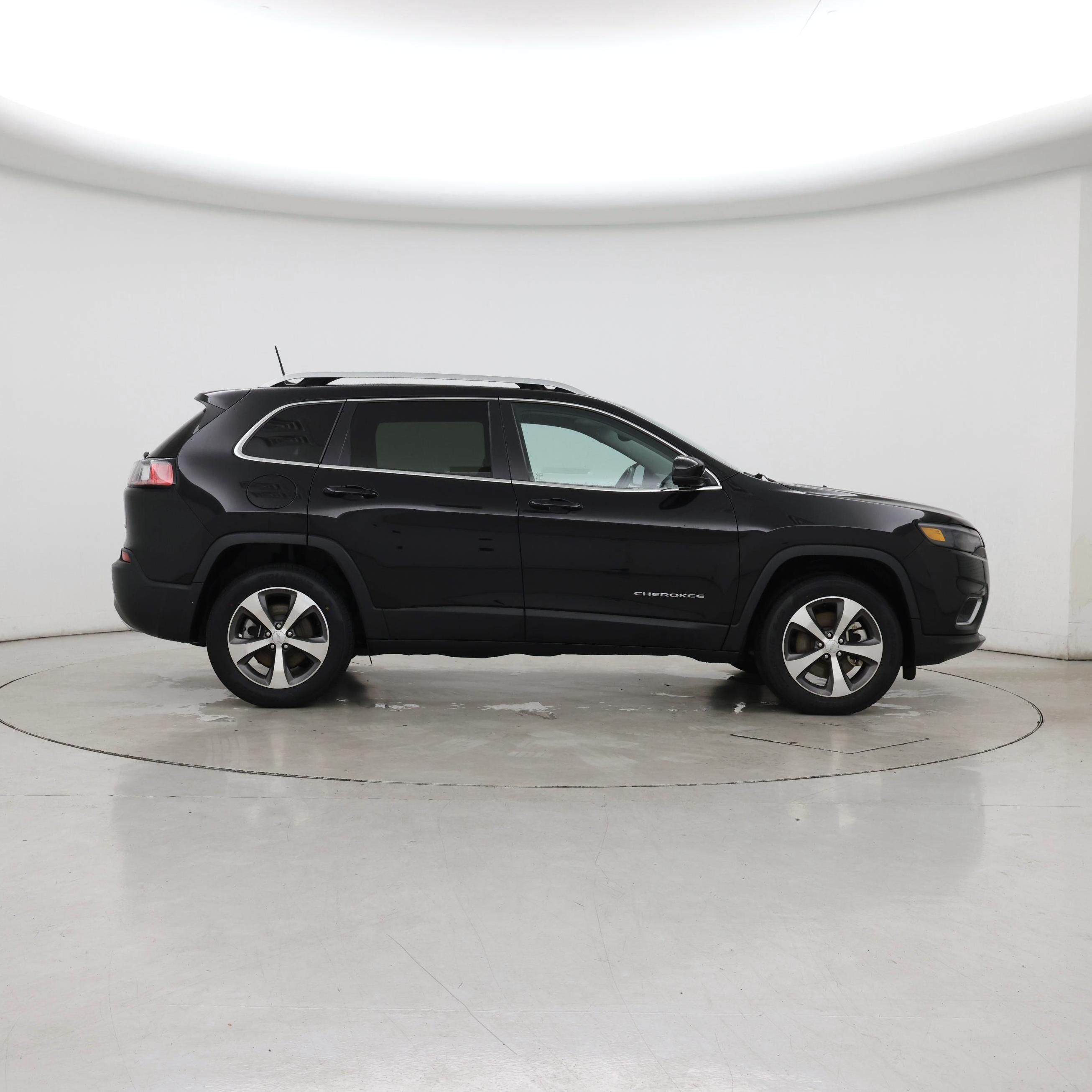 Thumbnail: 2021 Jeep Cherokee - 7