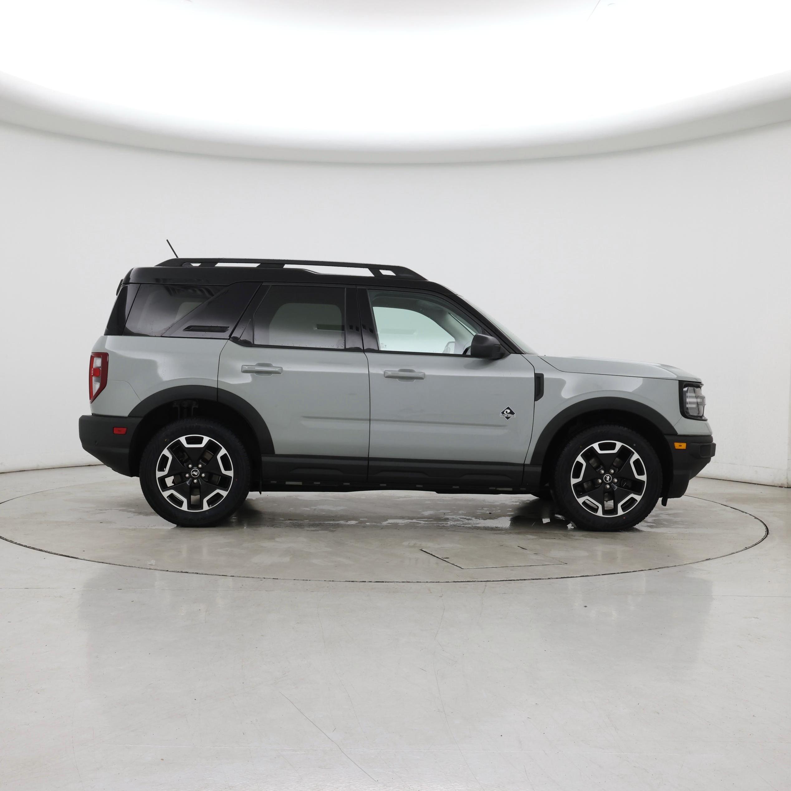 Thumbnail: 2022 Ford Bronco Sport - 7