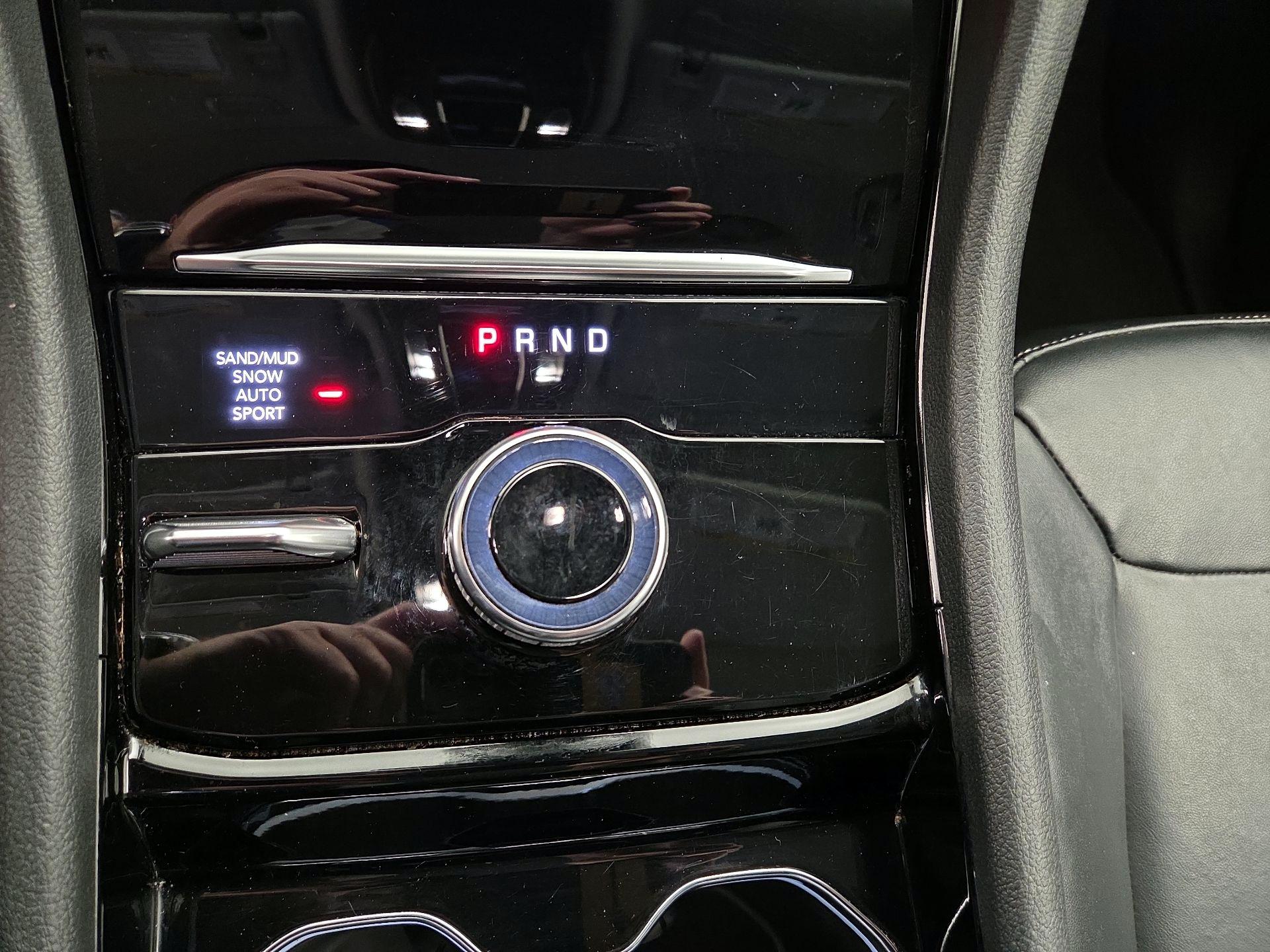 Thumbnail: 2023 Jeep Grand Cherokee - 18
