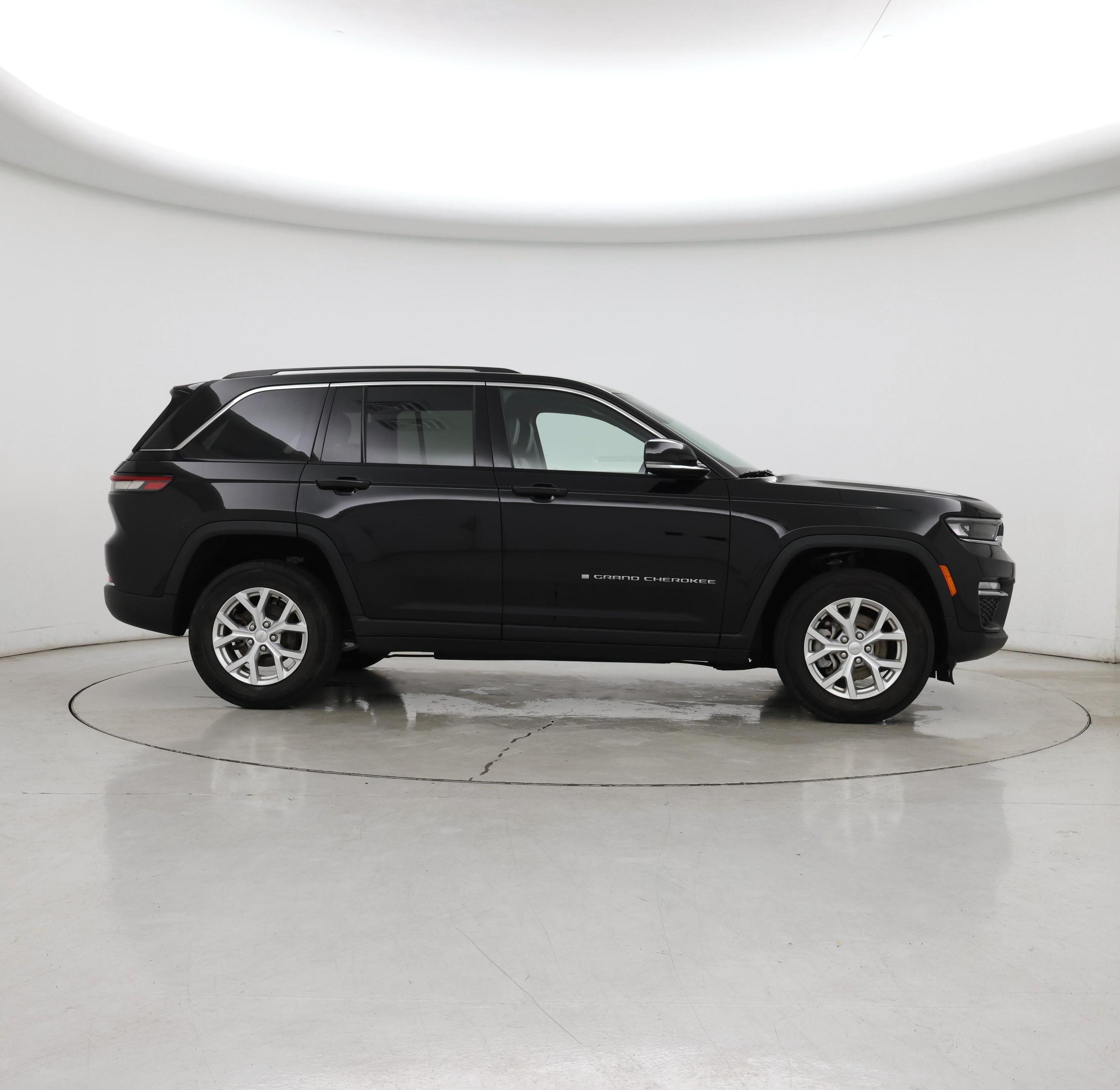 Thumbnail: 2023 Jeep Grand Cherokee - 7