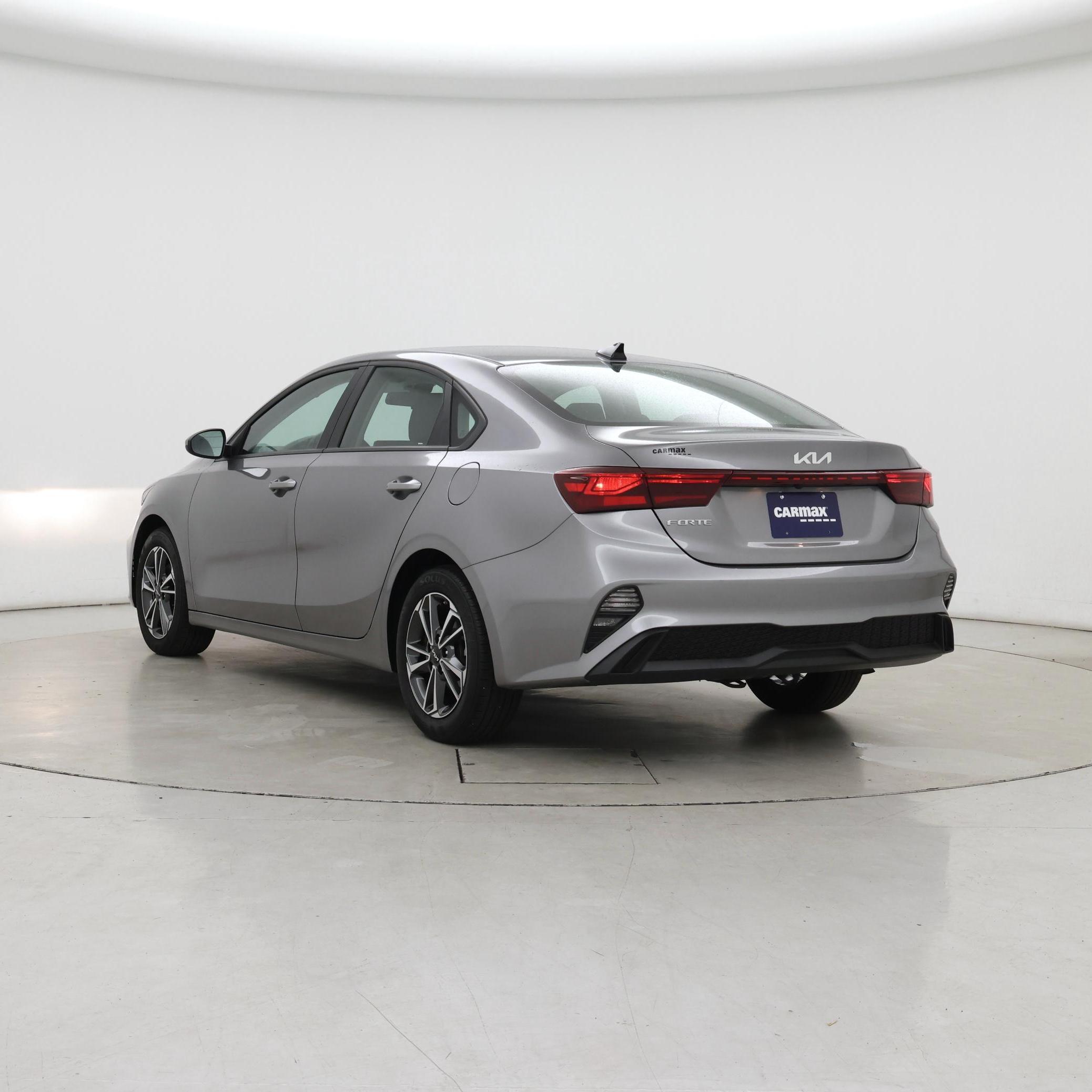Thumbnail: 2024 Kia Forte - 2