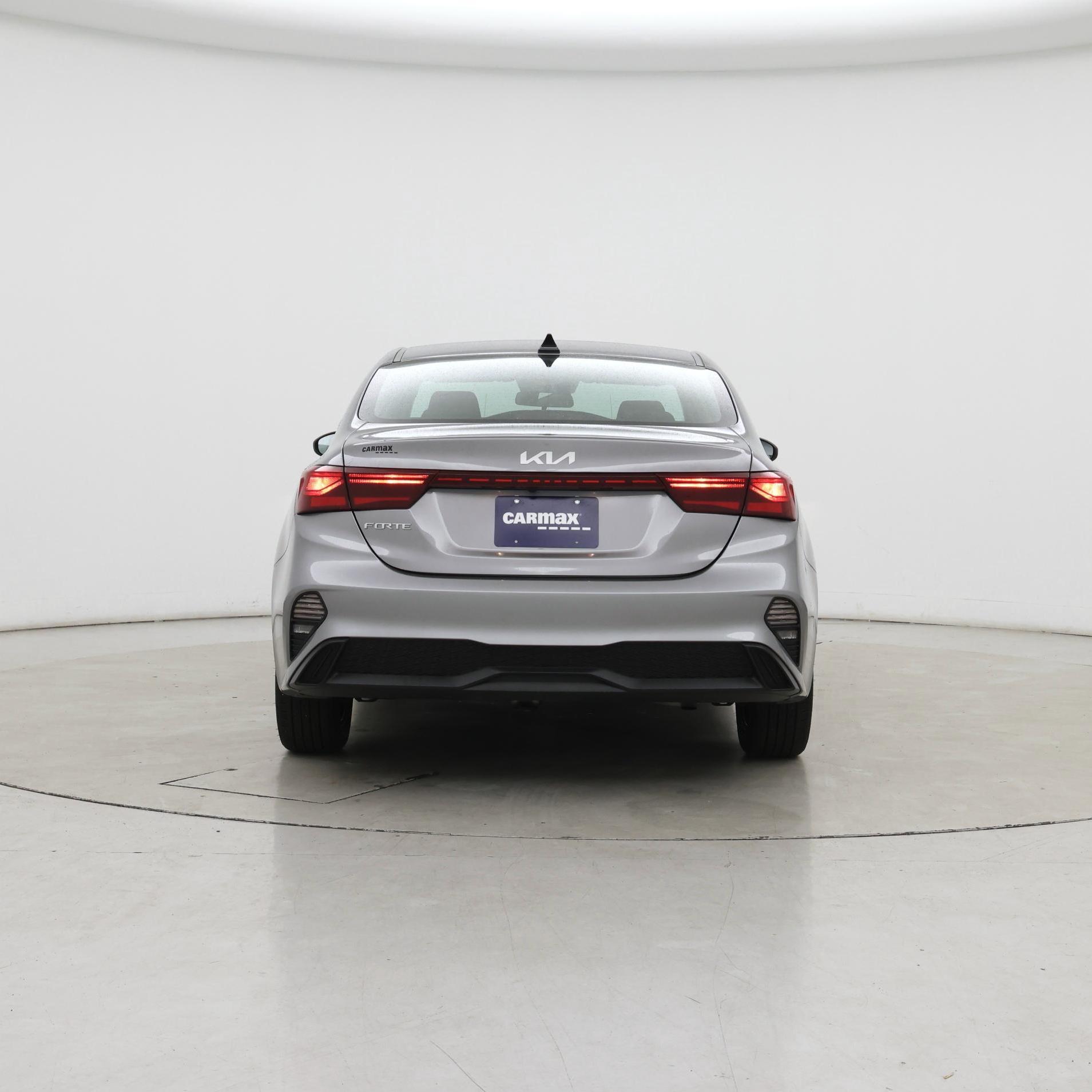 Thumbnail: 2024 Kia Forte - 6