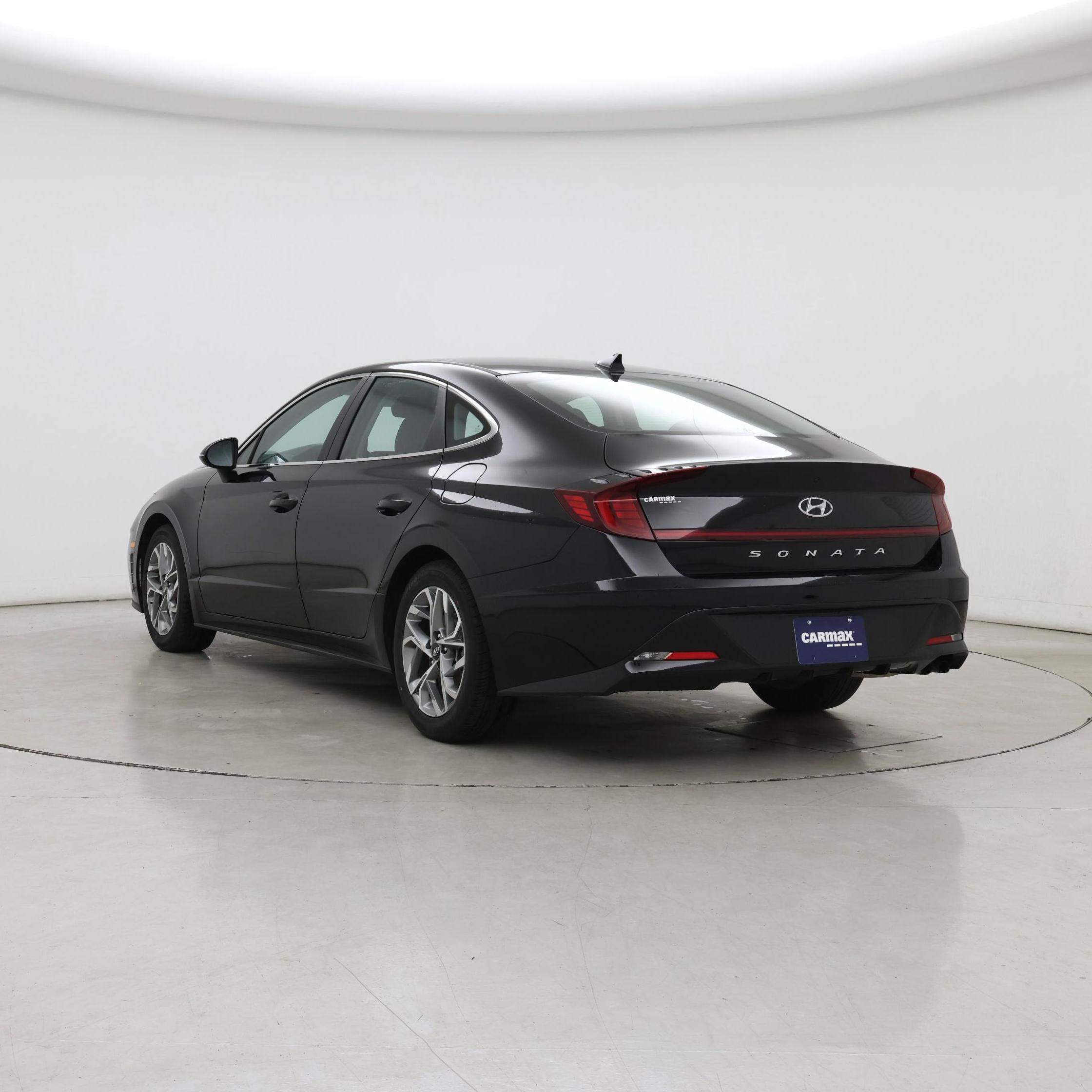 Thumbnail: 2023 Hyundai Sonata - 2