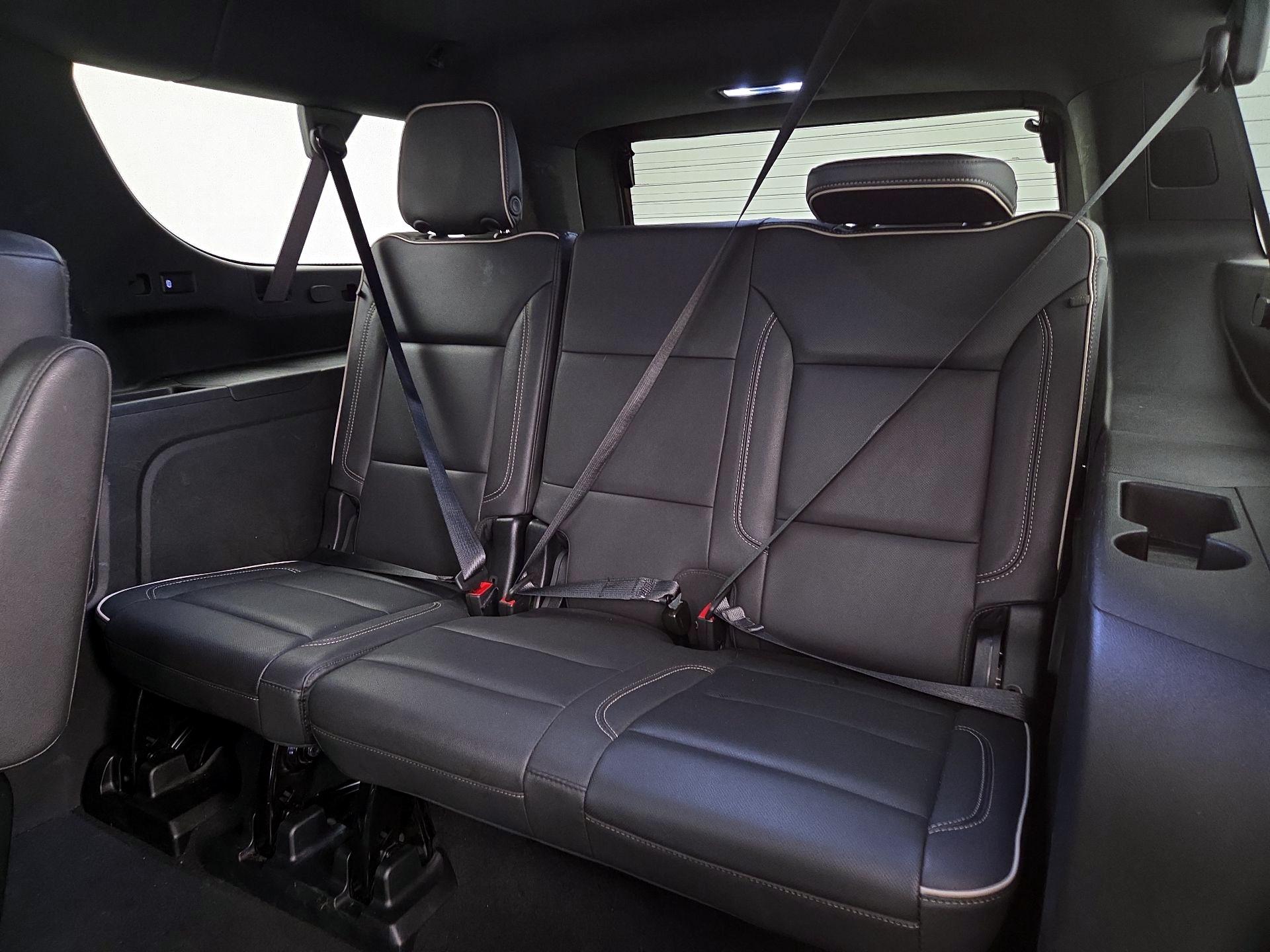 Thumbnail: 2023 Chevrolet Suburban - 20
