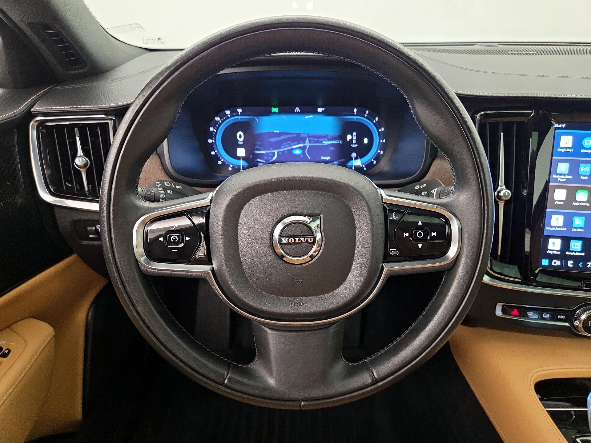 Thumbnail: 2022 Volvo S90 - 10