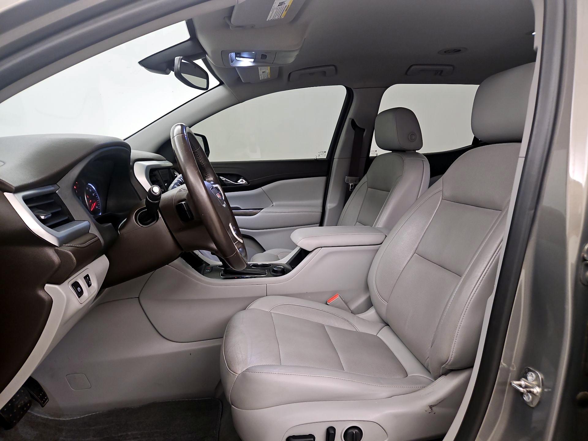 Thumbnail: 2019 GMC Acadia - 11
