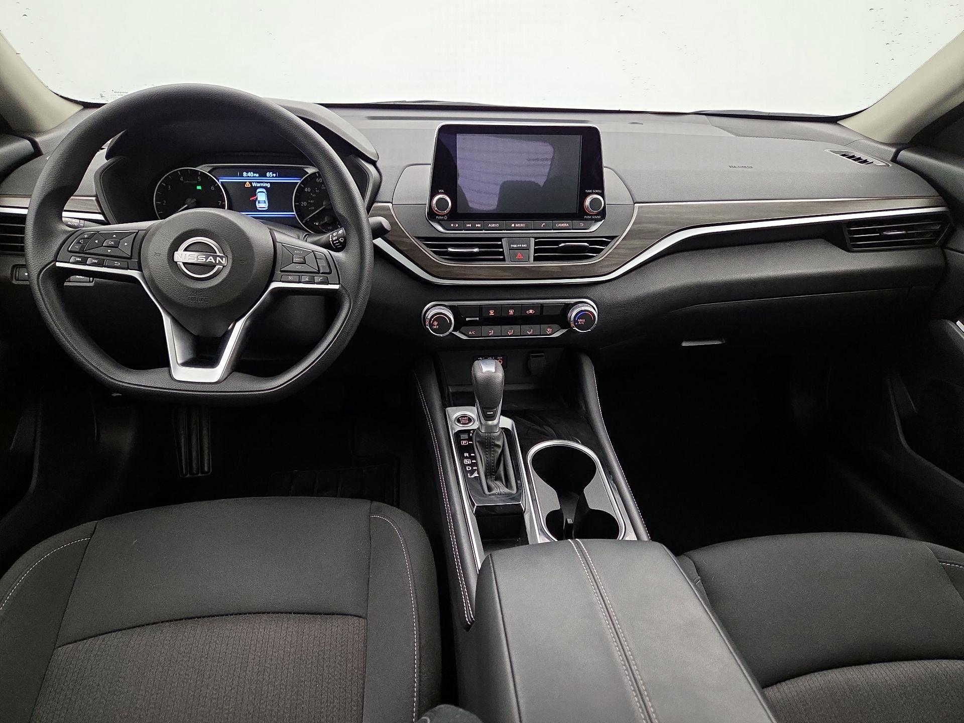 Thumbnail: 2023 Nissan Altima - 9