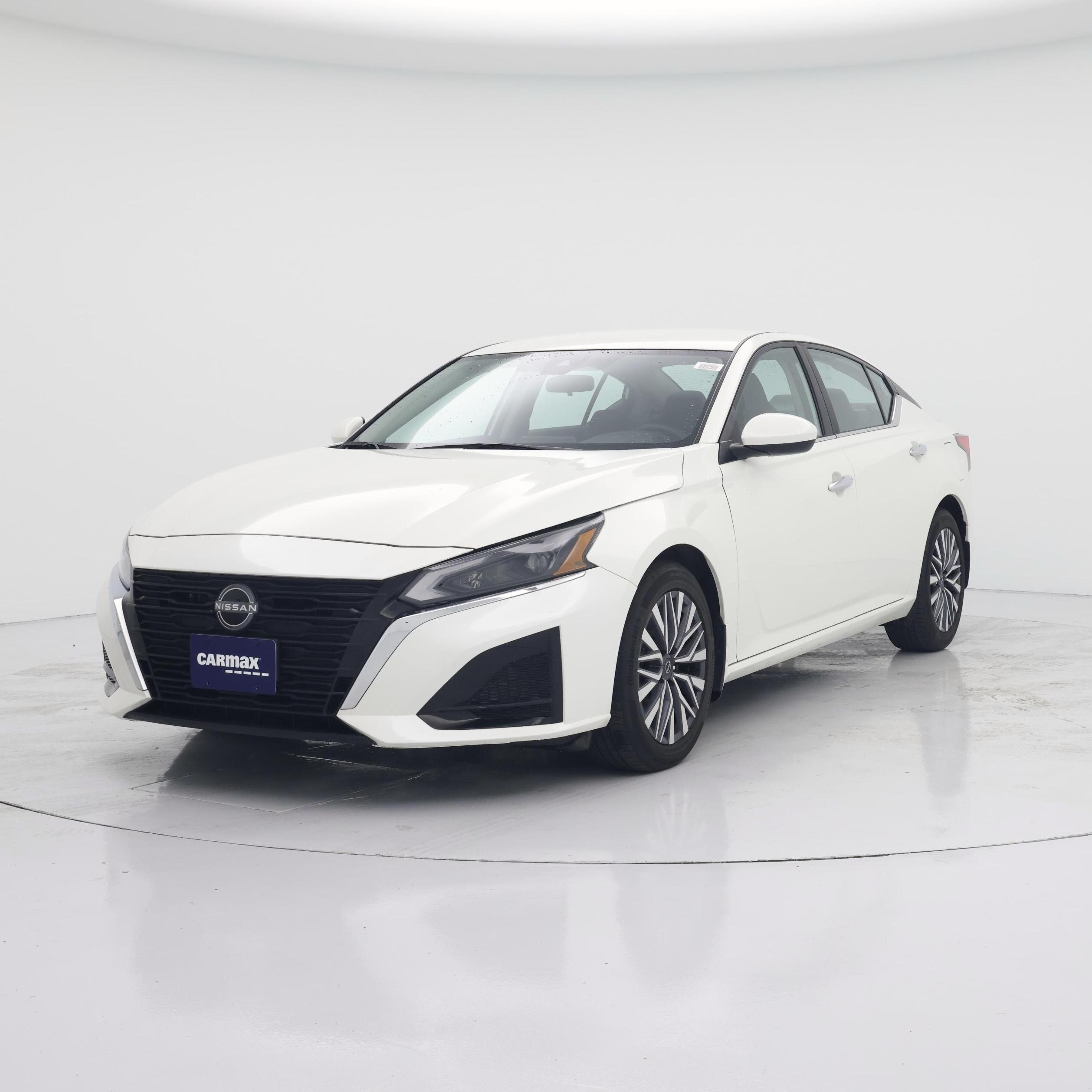 Thumbnail: 2023 Nissan Altima - 4