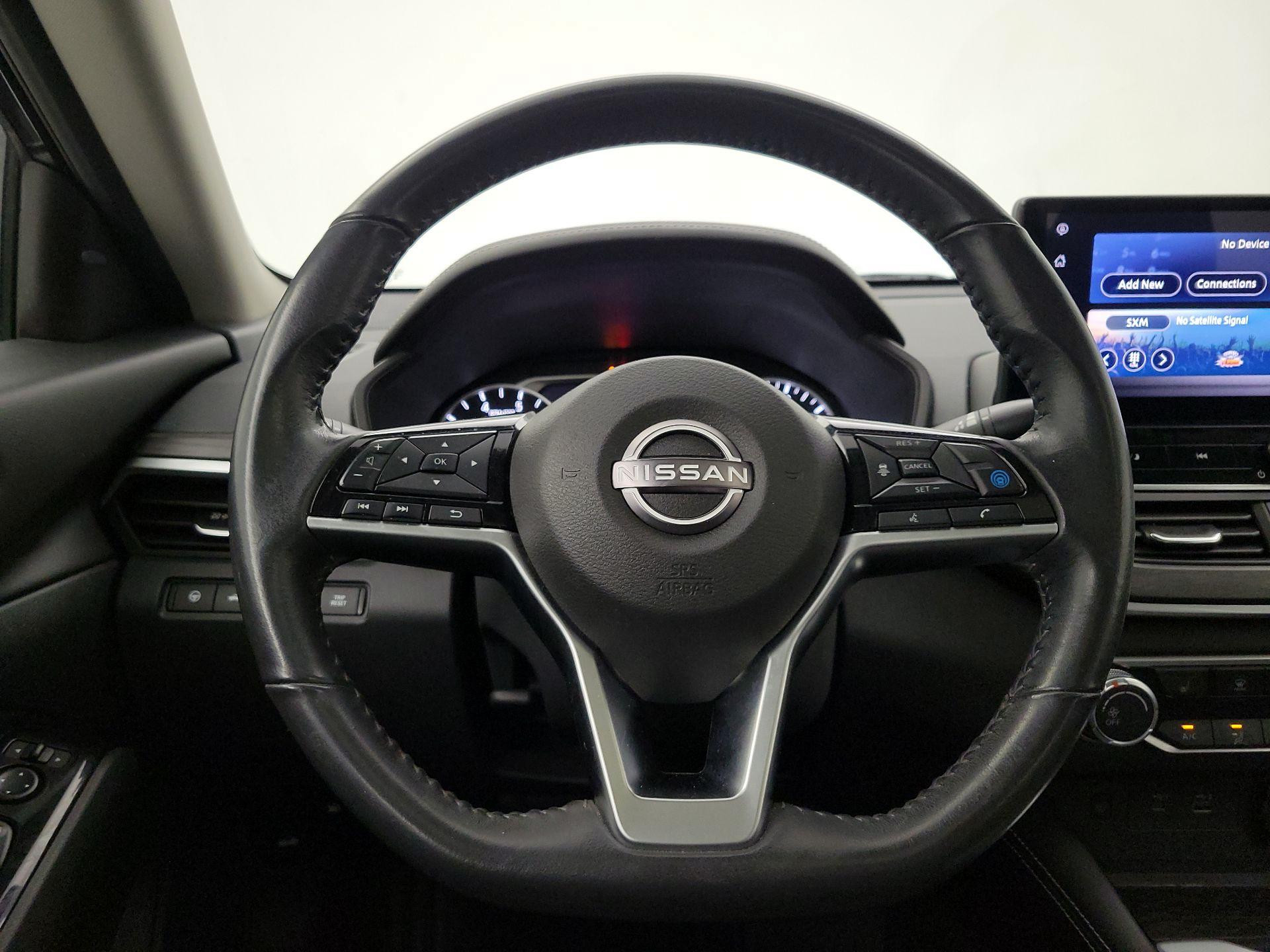 Thumbnail: 2023 Nissan Altima - 10