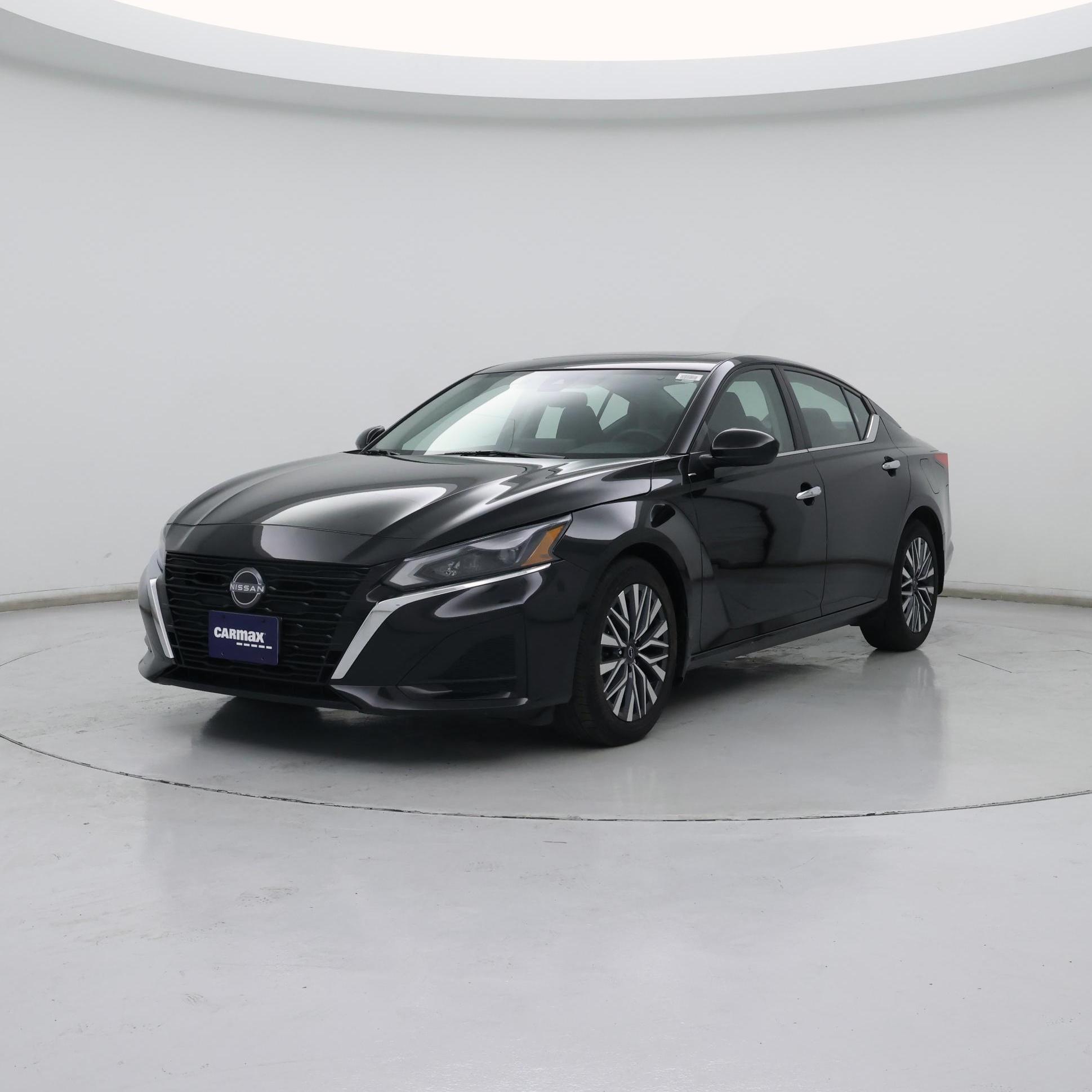 Thumbnail: 2023 Nissan Altima - 4