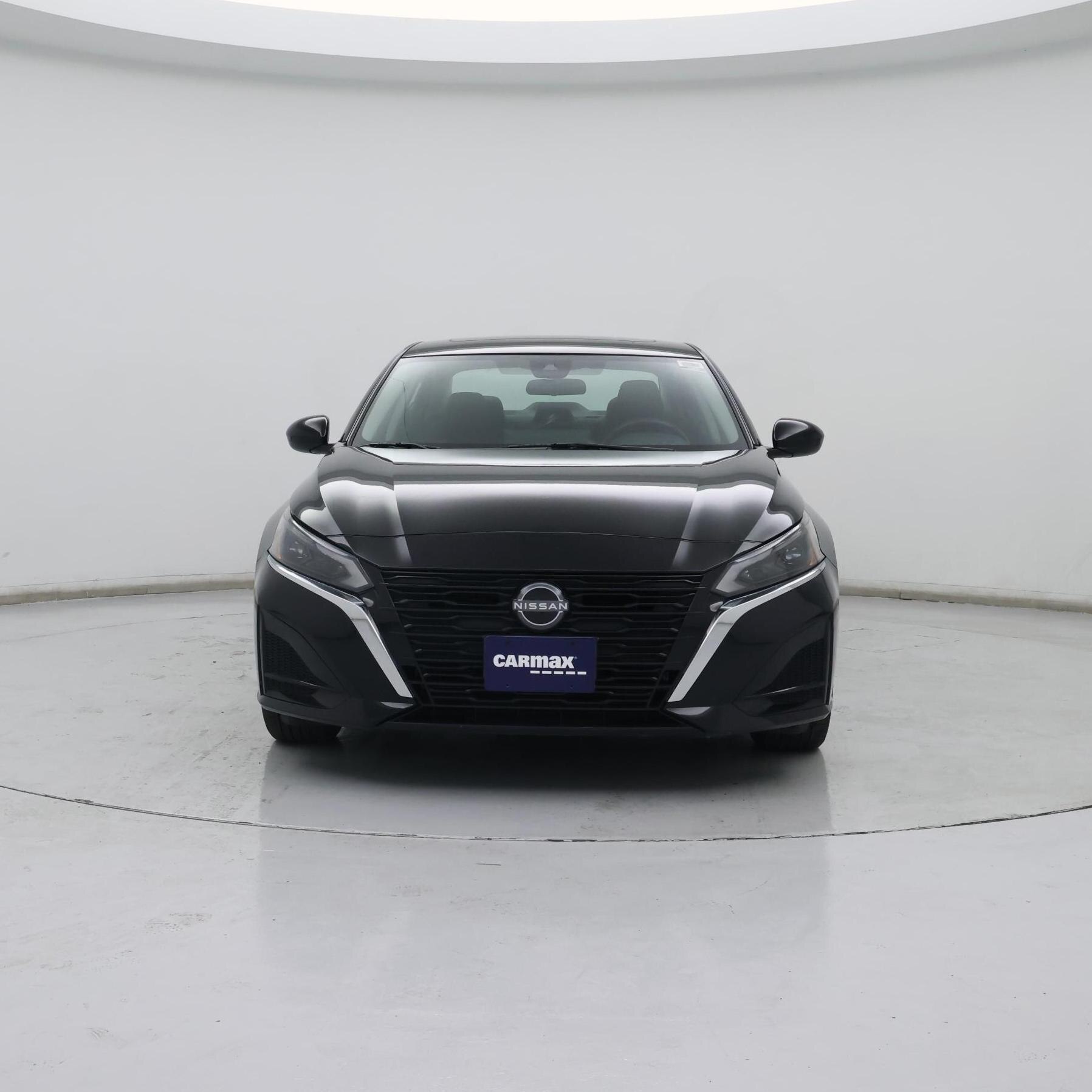 Thumbnail: 2023 Nissan Altima - 5