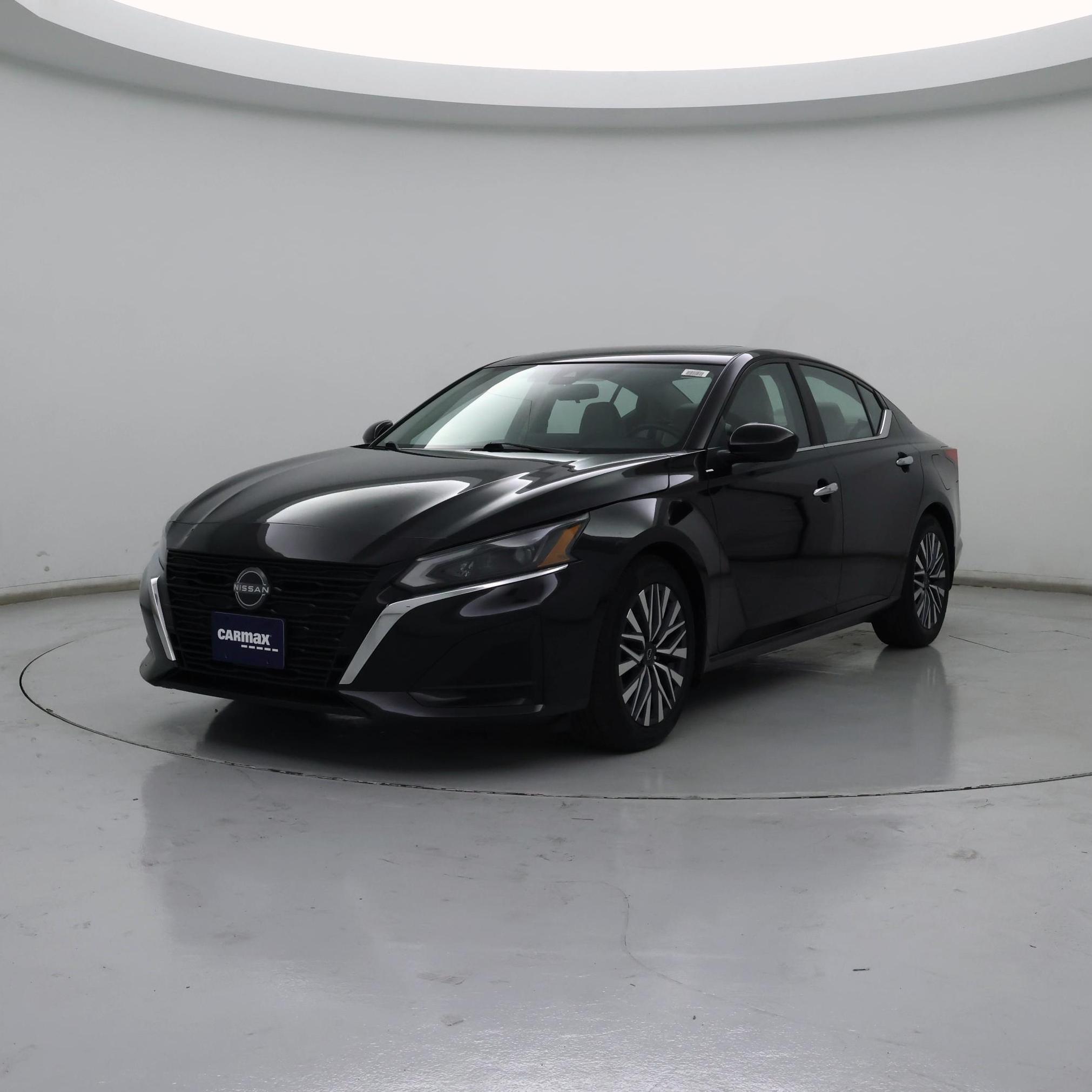 Thumbnail: 2023 Nissan Altima - 4