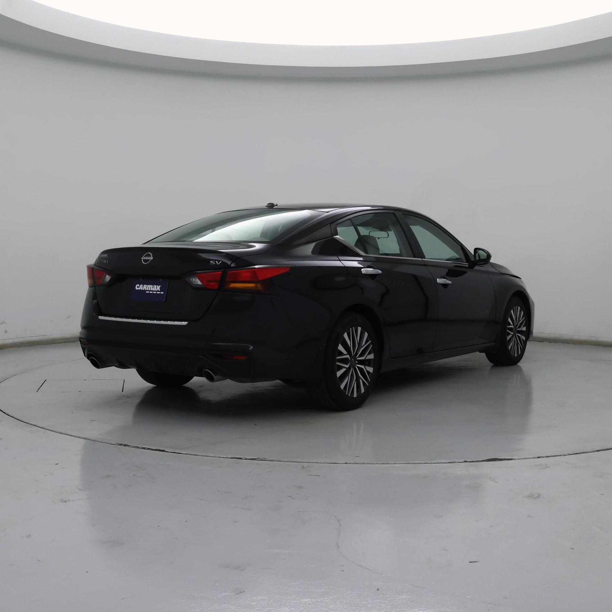 Thumbnail: 2023 Nissan Altima - 8